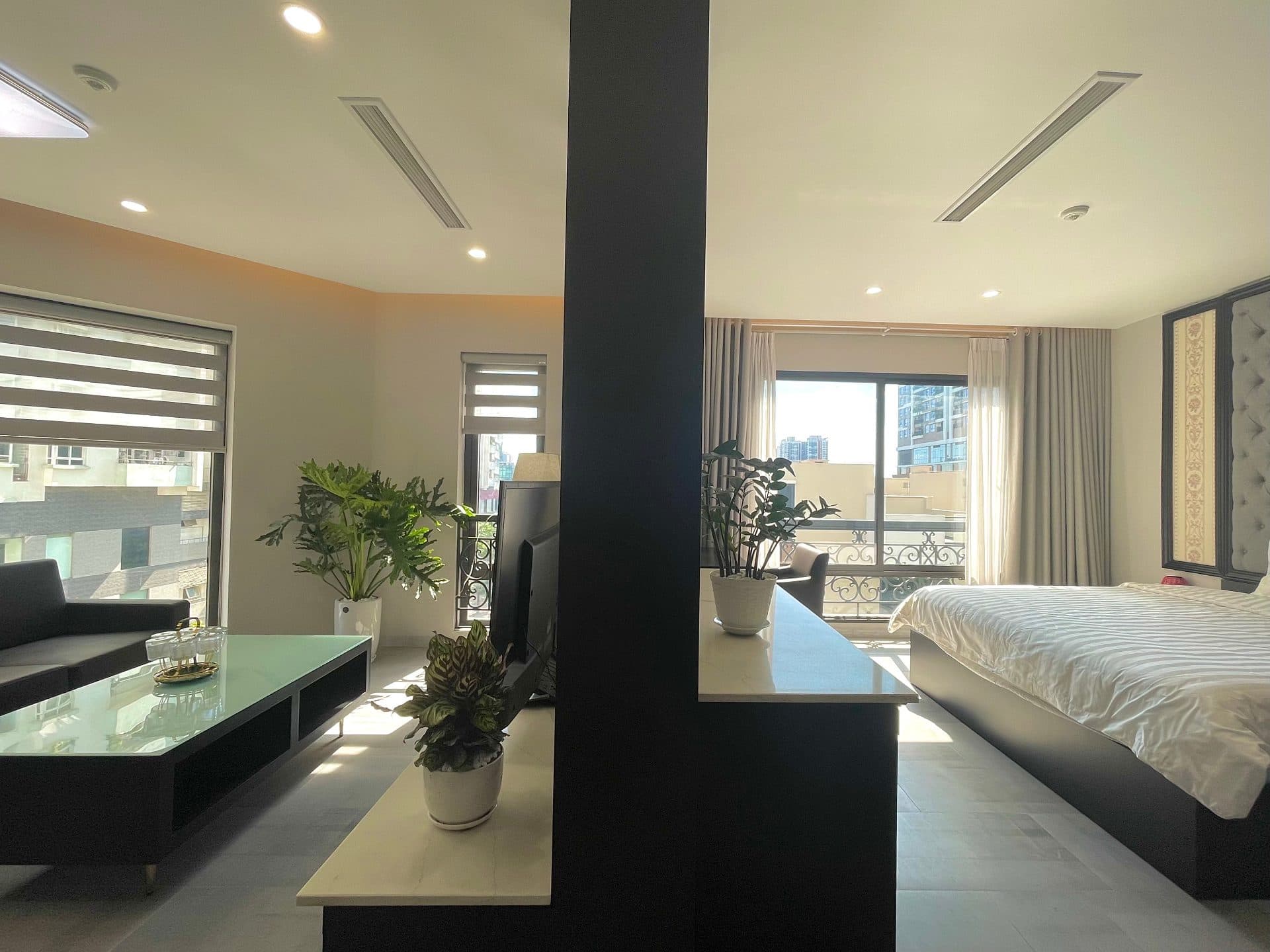 Tailored City View Studio in Tây Hồ on Nguyễn Văn Huyên