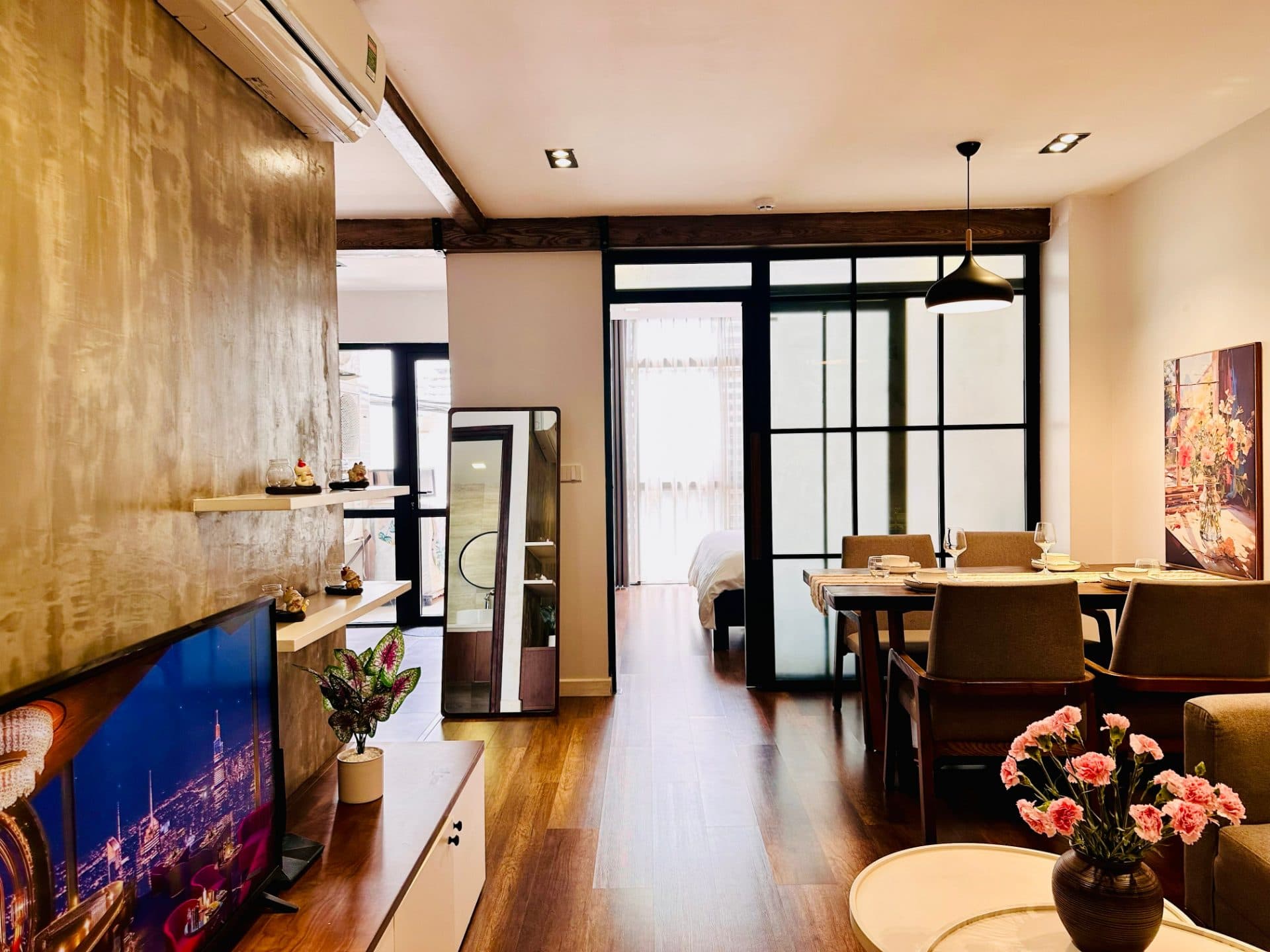 Spacious Modern 1 Bedroom In Tay Ho