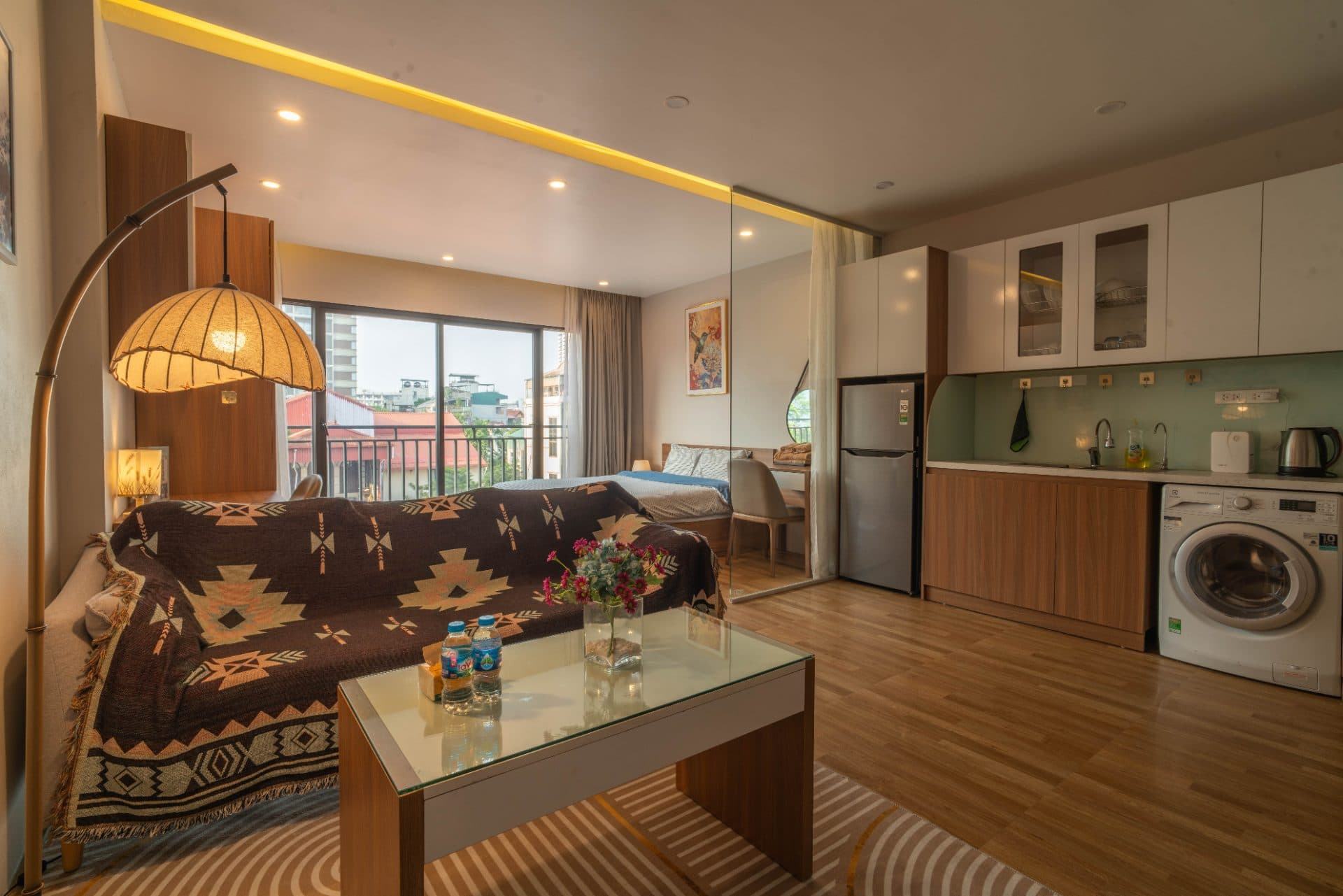High Floor Studio in Tay Ho 3