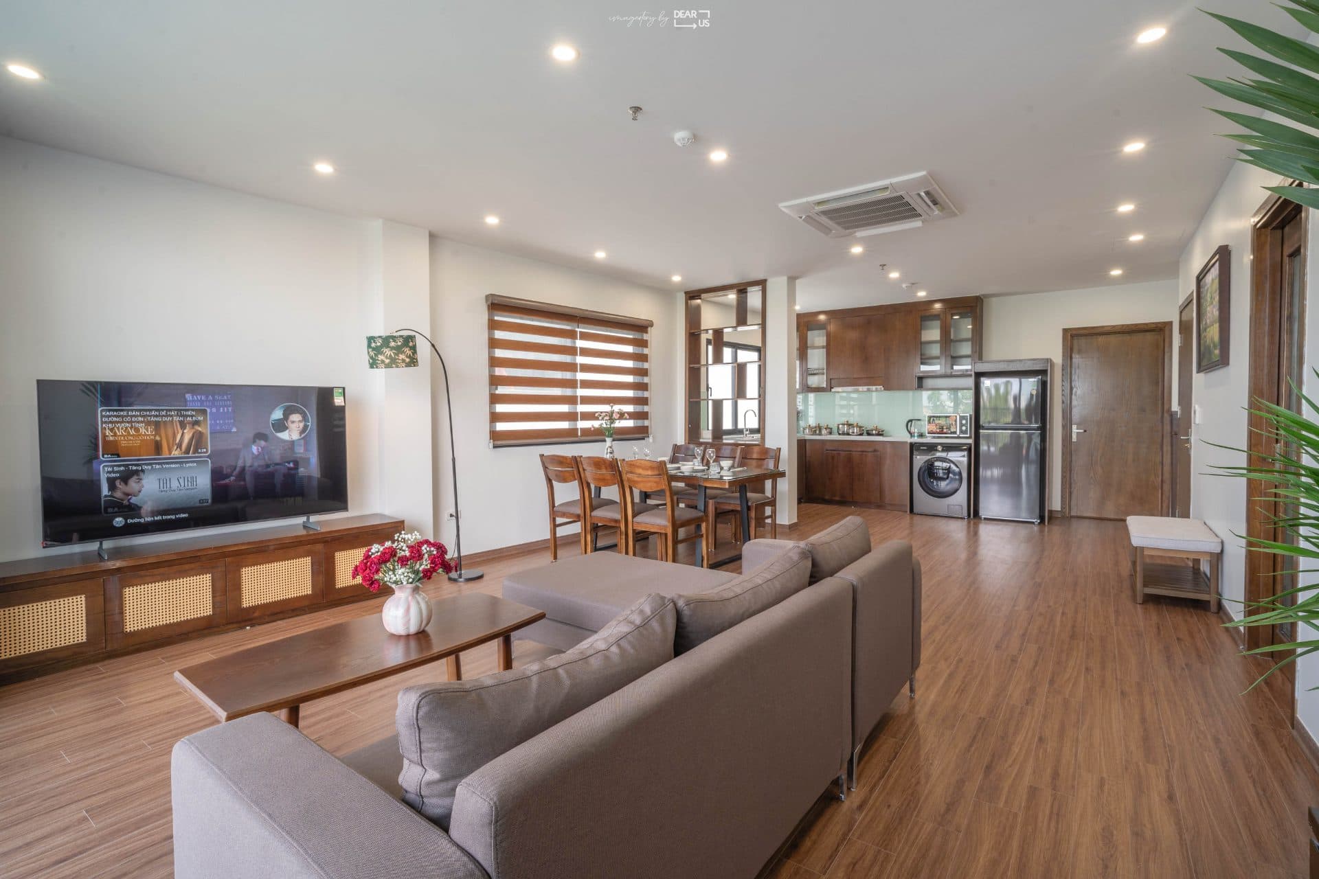 Stylish 2 Bedroom on Vu Mien