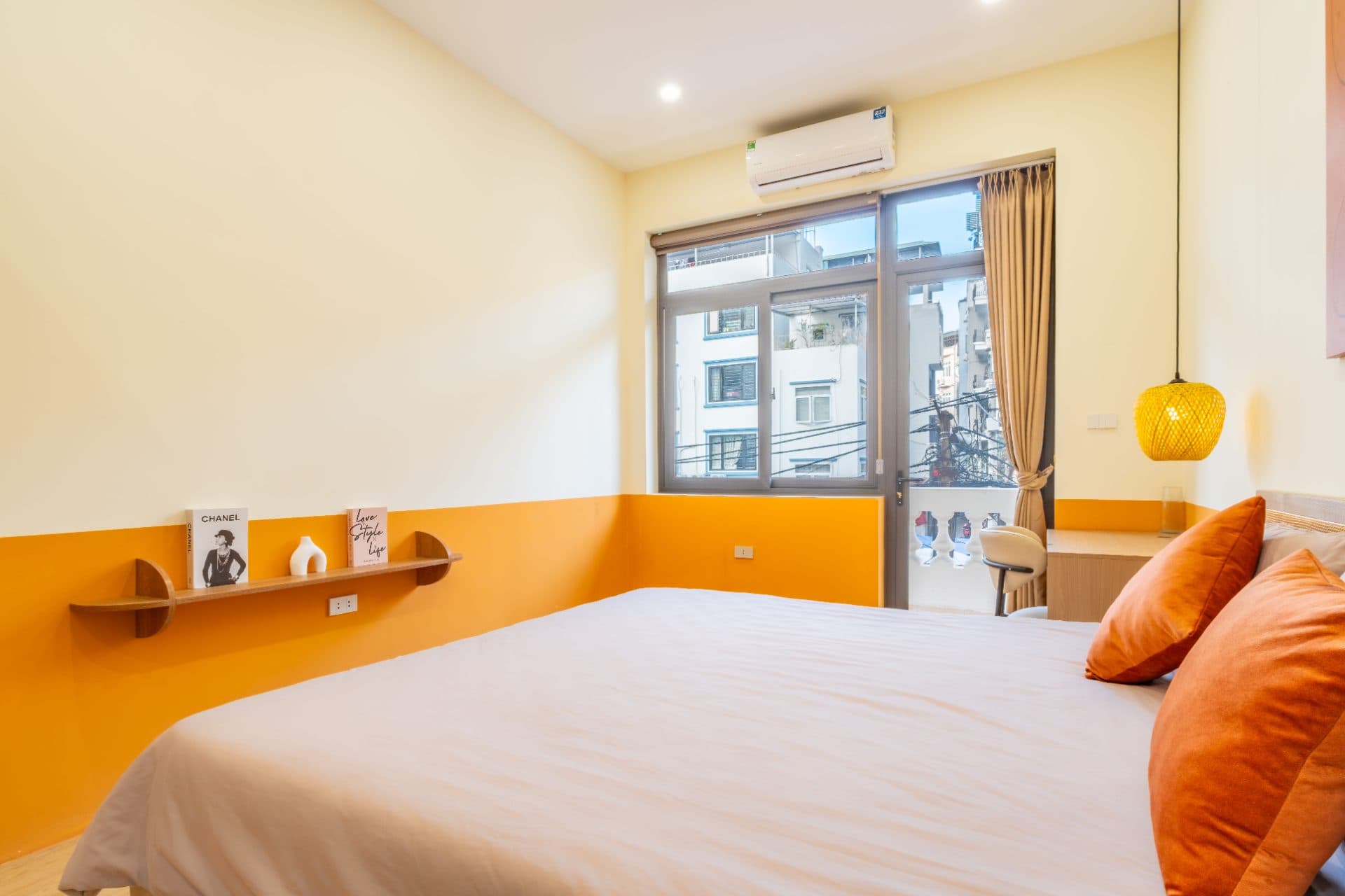 Cozy studio apartment on Vong Thi street 2
