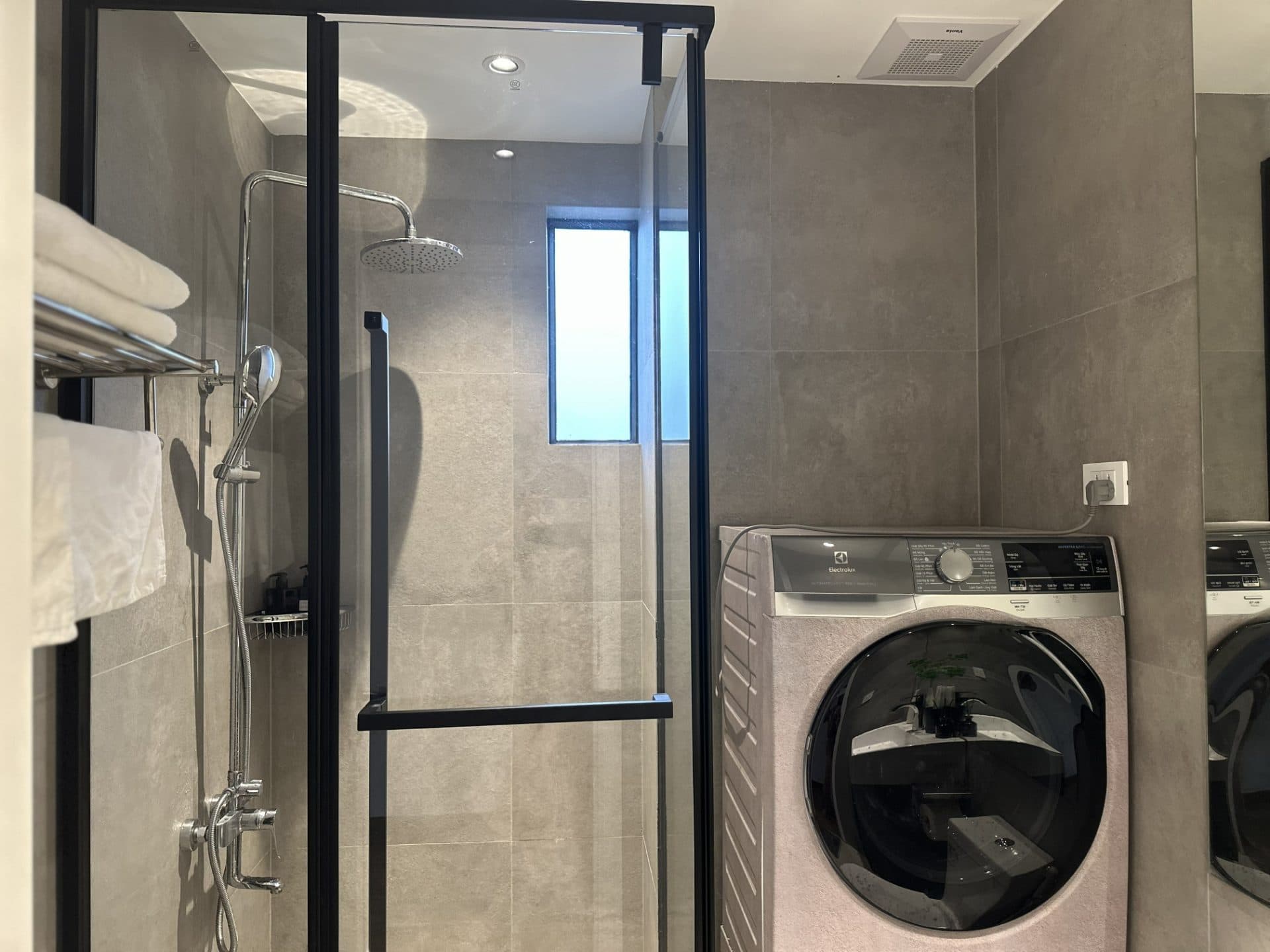 Stylish Modern 1-Bed Apartment in Tay Ho