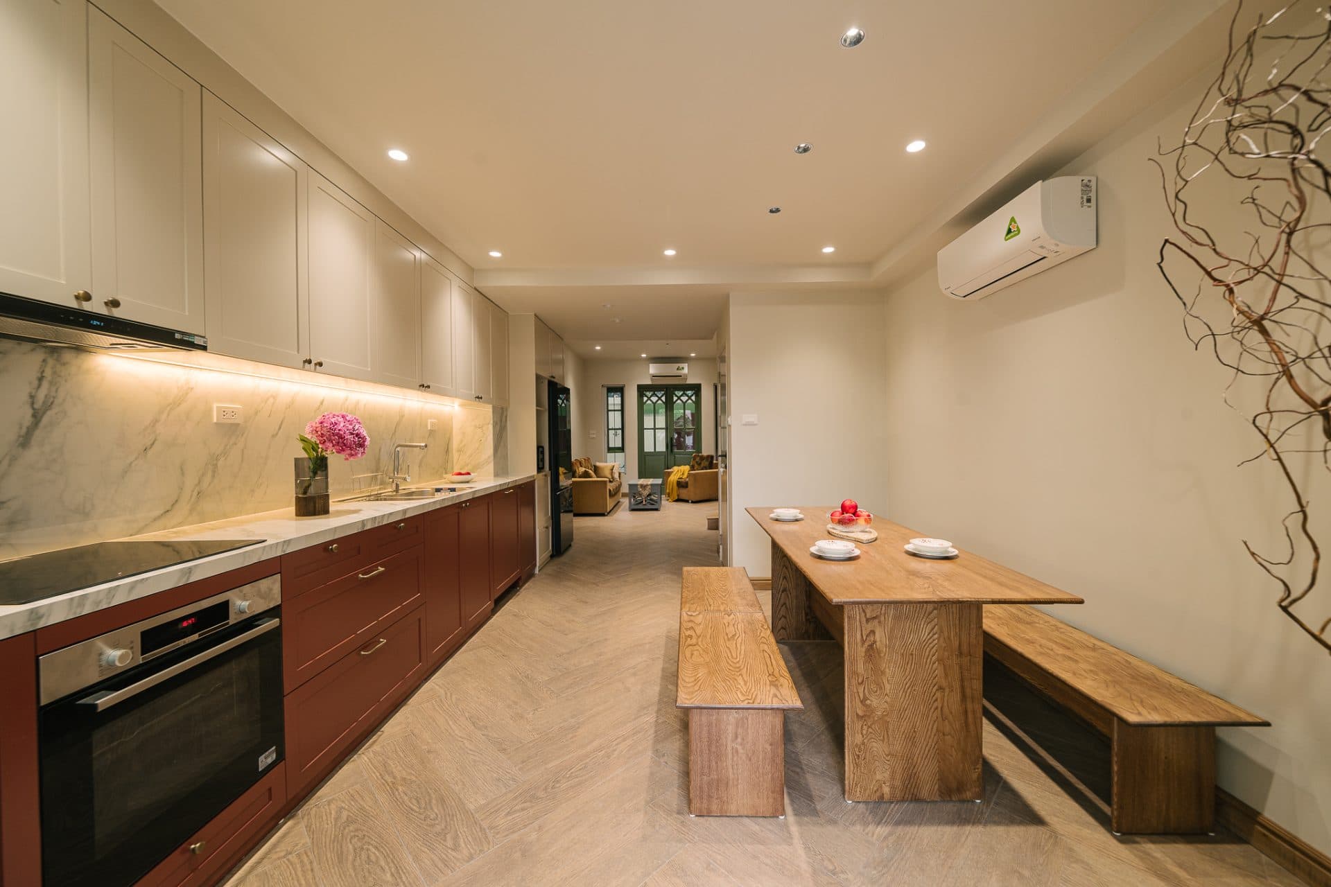 Lakefront 3 Bedroom House on Tu Hoa - Tay Ho 3