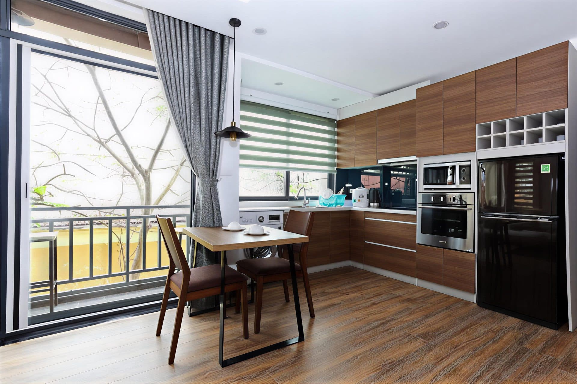Balcony 1-Bed Apartment for Rent in West Lake, Hanoi 2