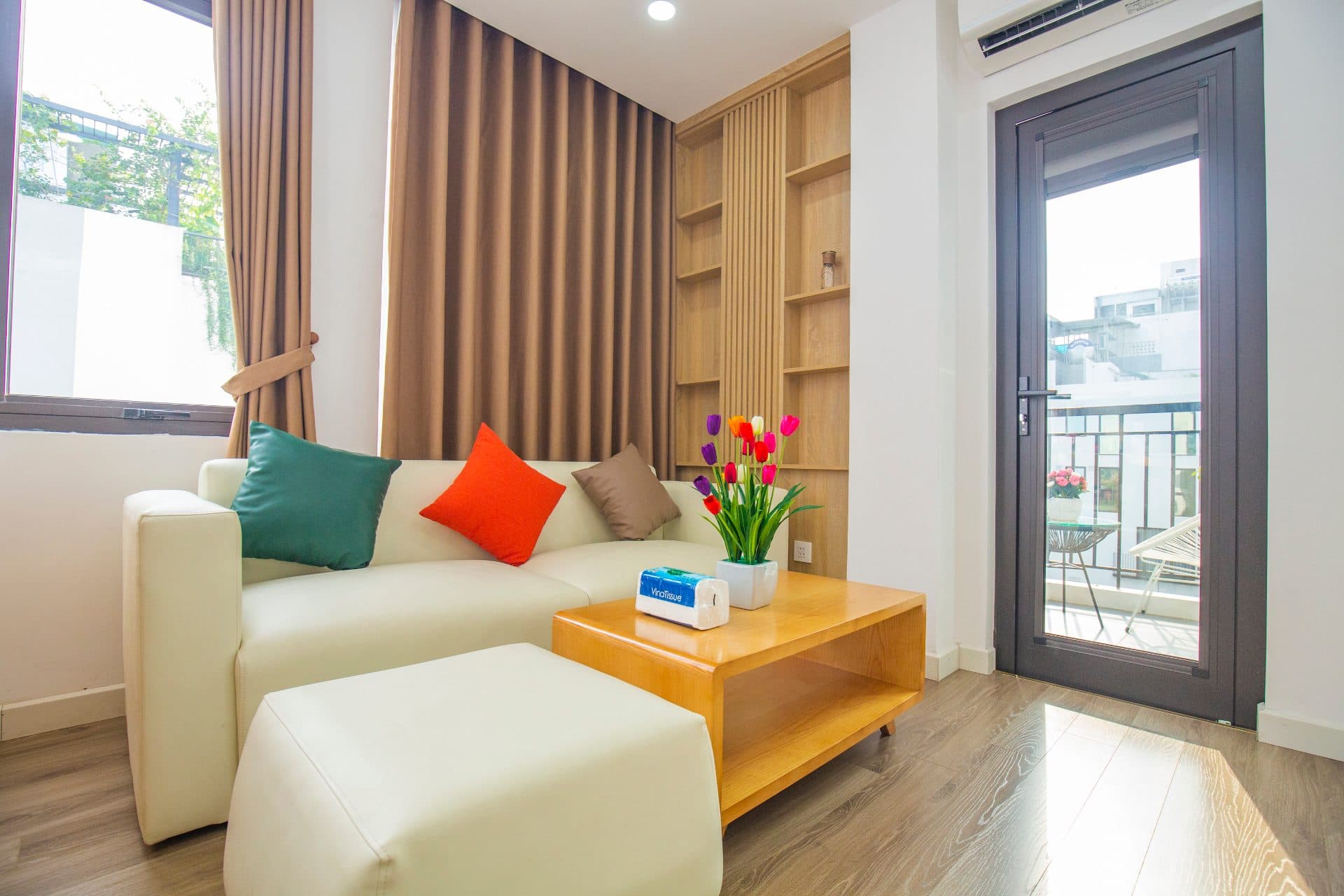 Balcony 2-Bed Apartment for Rent in Ba Dinh, Hanoi 3