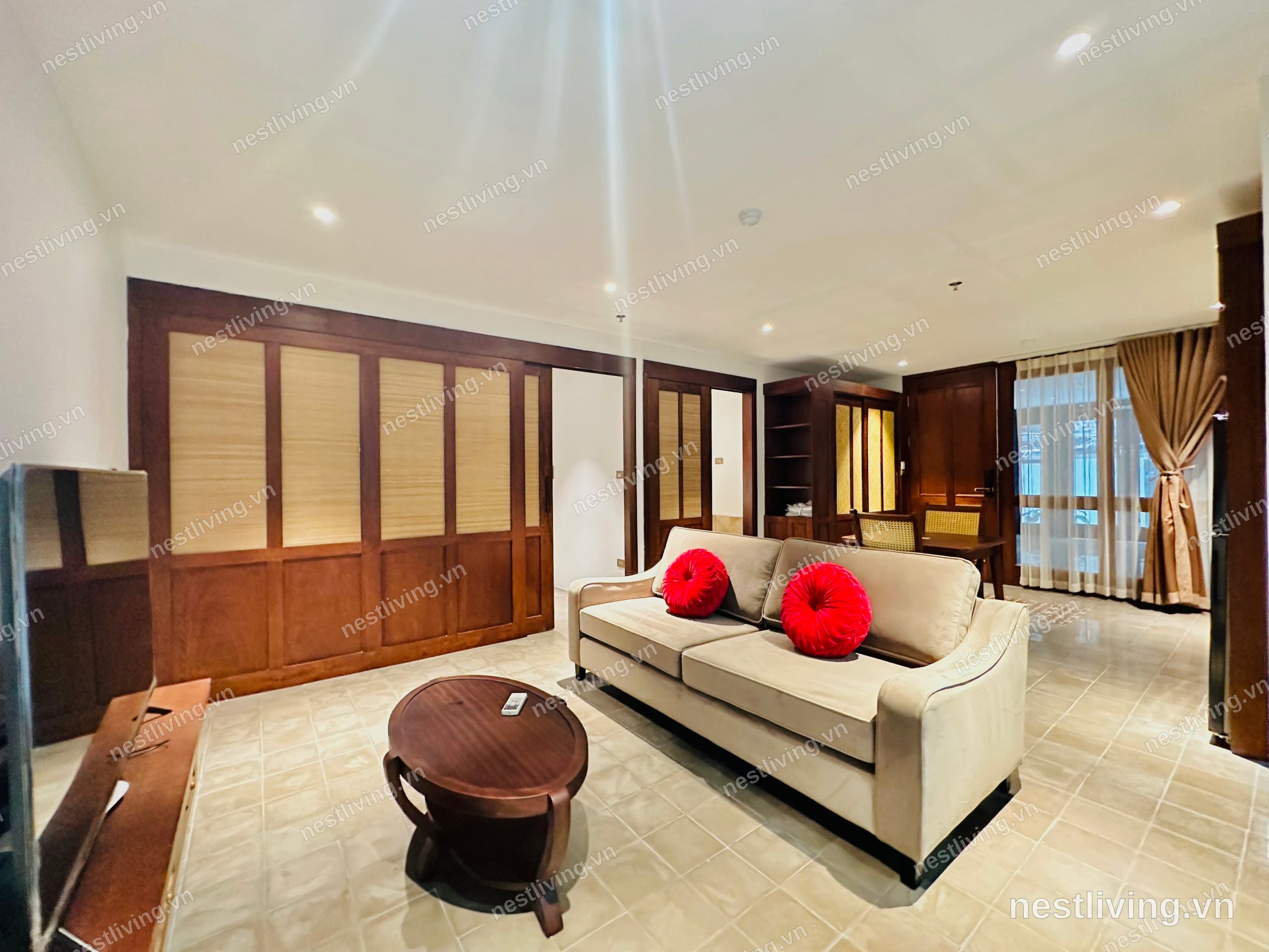 Balcony 1-Bed Apartment for Rent in West Lake, Hanoi