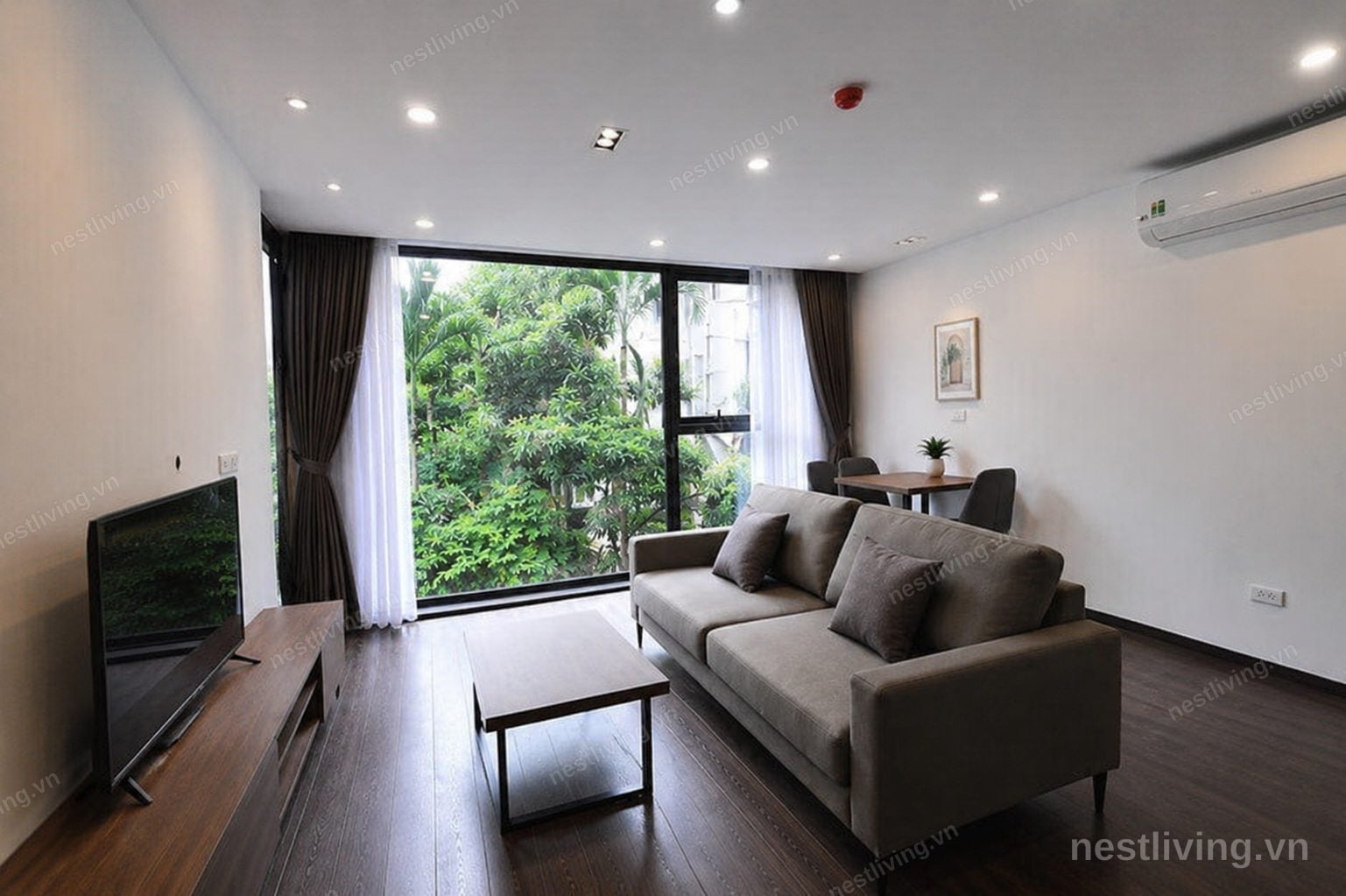 Balcony 1-Bed Apartment for Rent in West Lake, Hanoi