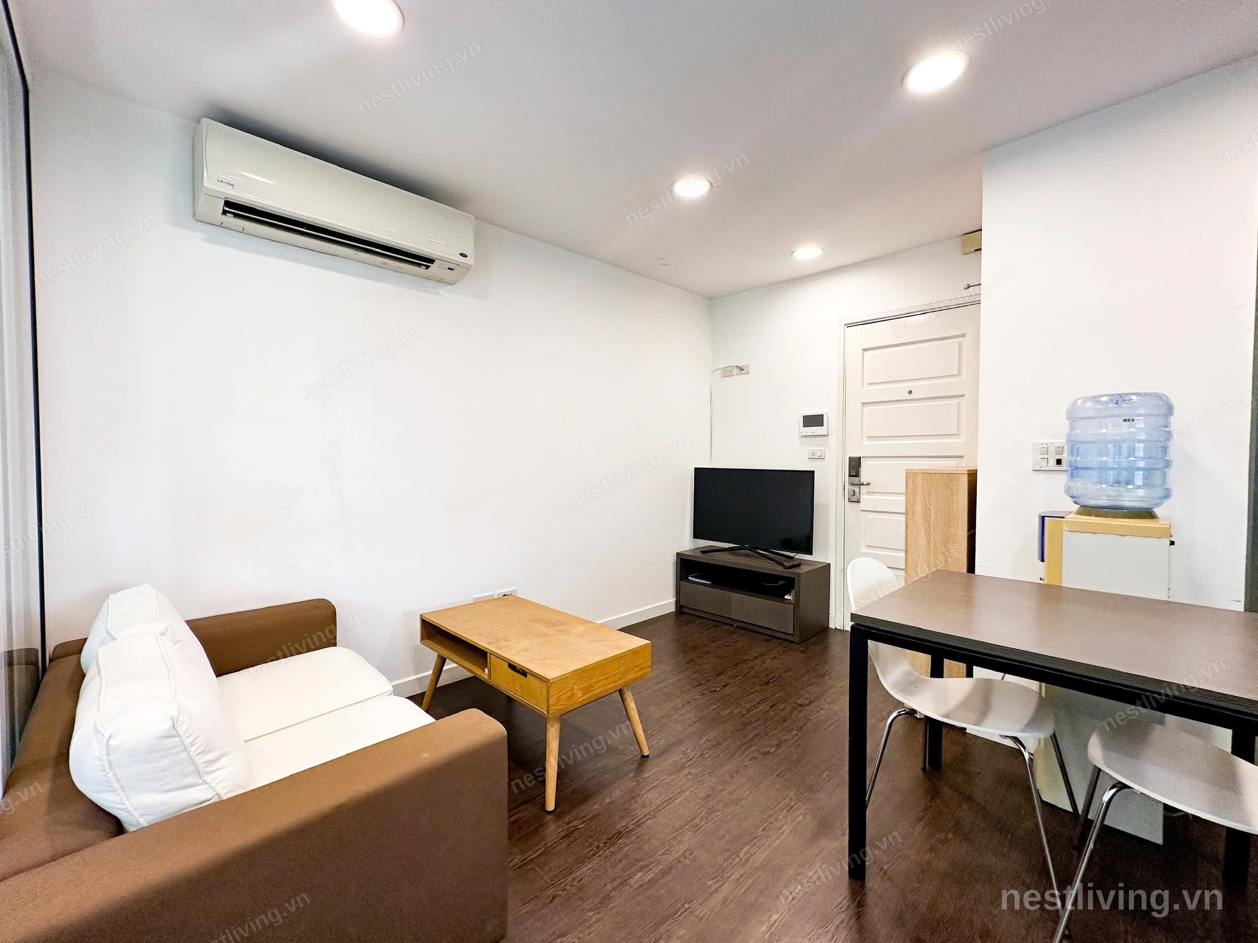 Balcony 1-Bed Apartment for Rent in West Lake, Hanoi