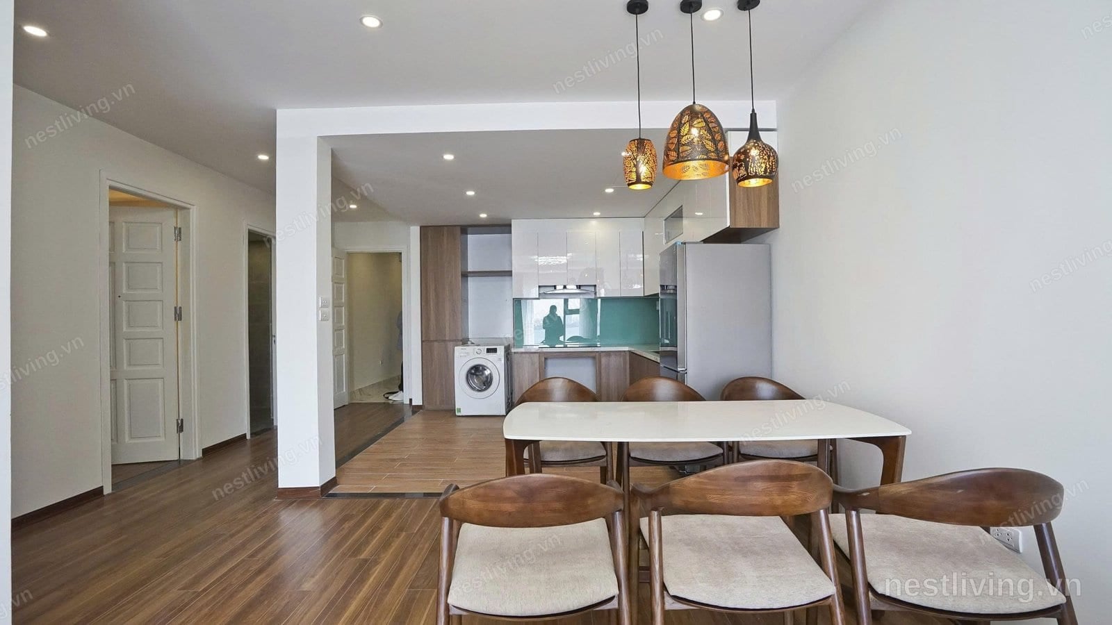 Lake View 2-Bed Apartment for Rent in West Lake, Hanoi