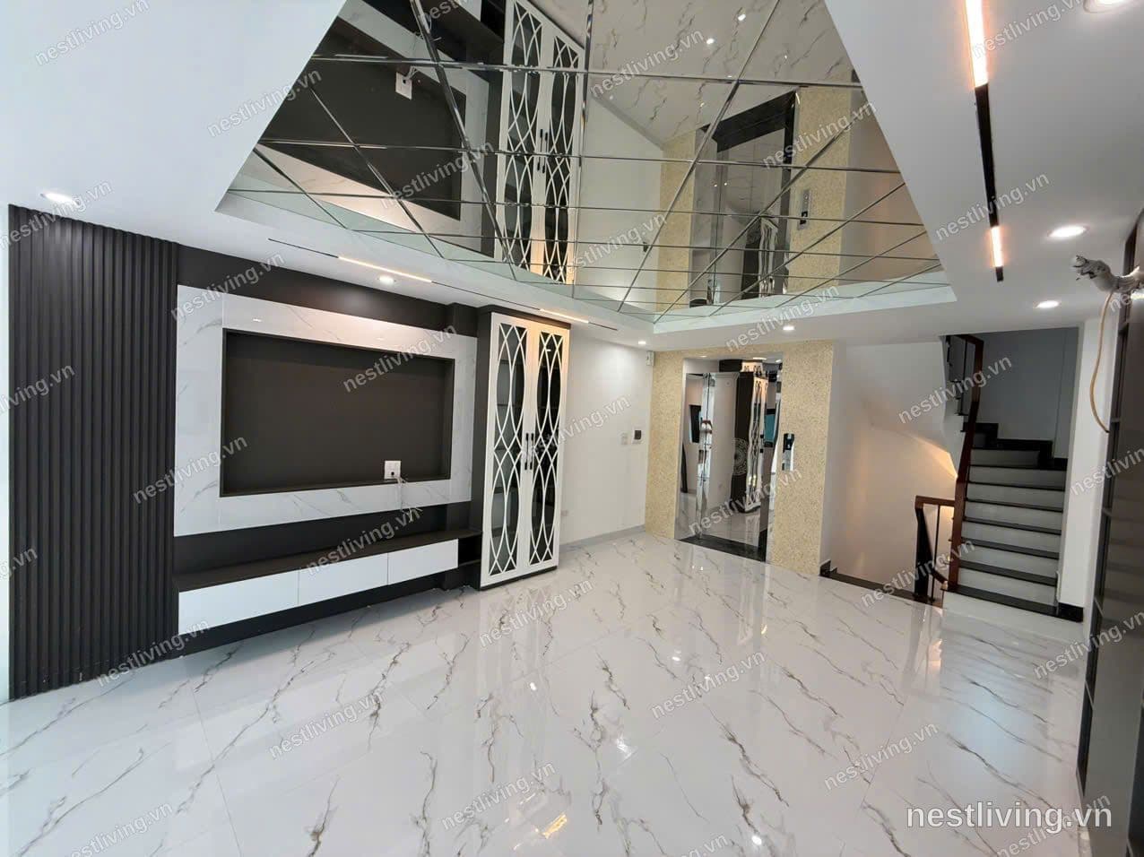 3-Bed House for Rent in Long Bien, Hanoi