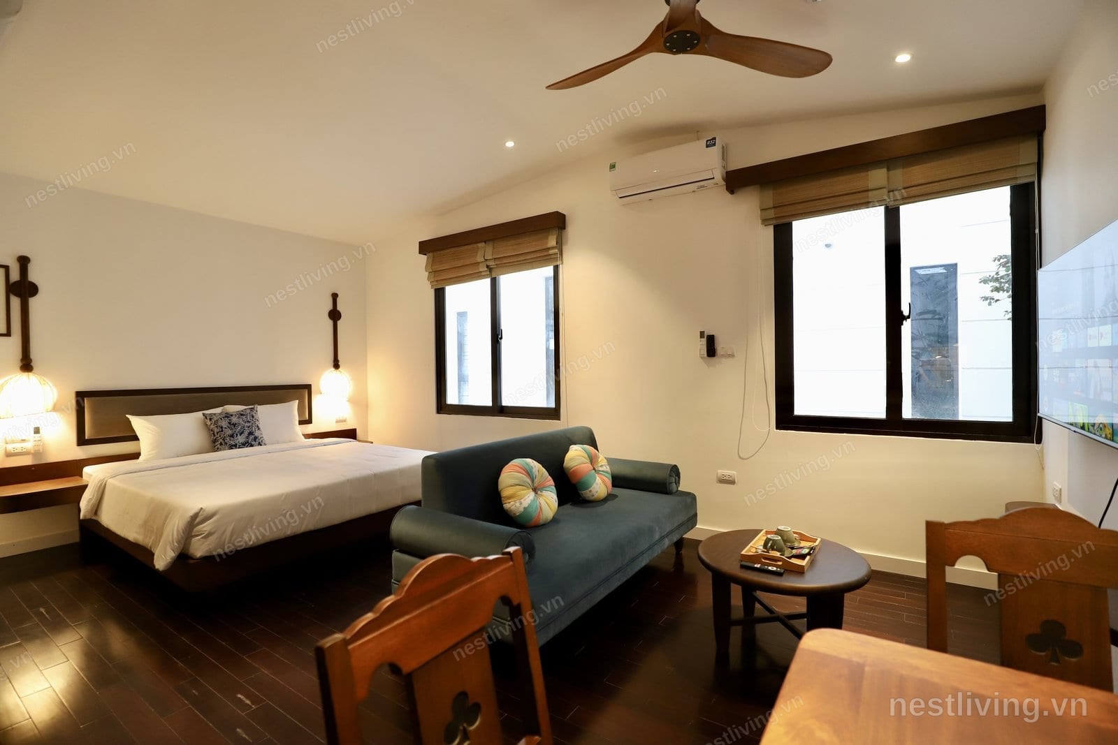 Balcony 1-Bed Apartment for Rent in West Lake, Hanoi