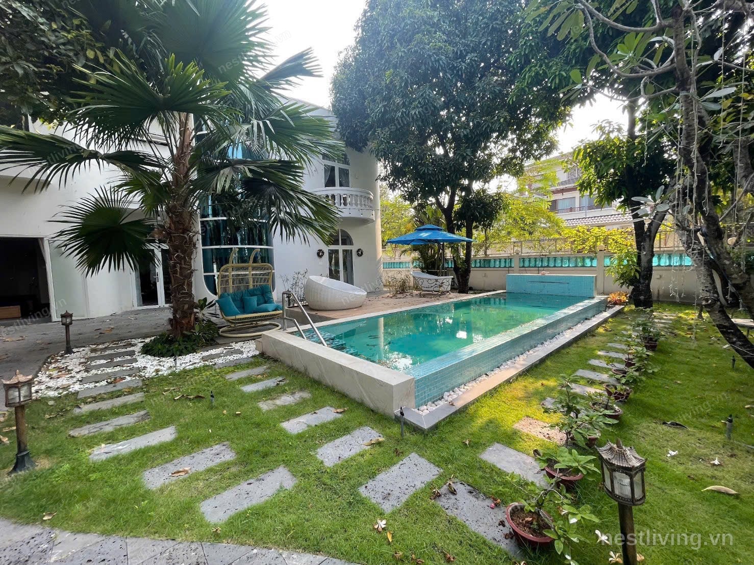 5-Bed Villa with Pool for Rent in Quận 2, Ho Chi Minh City