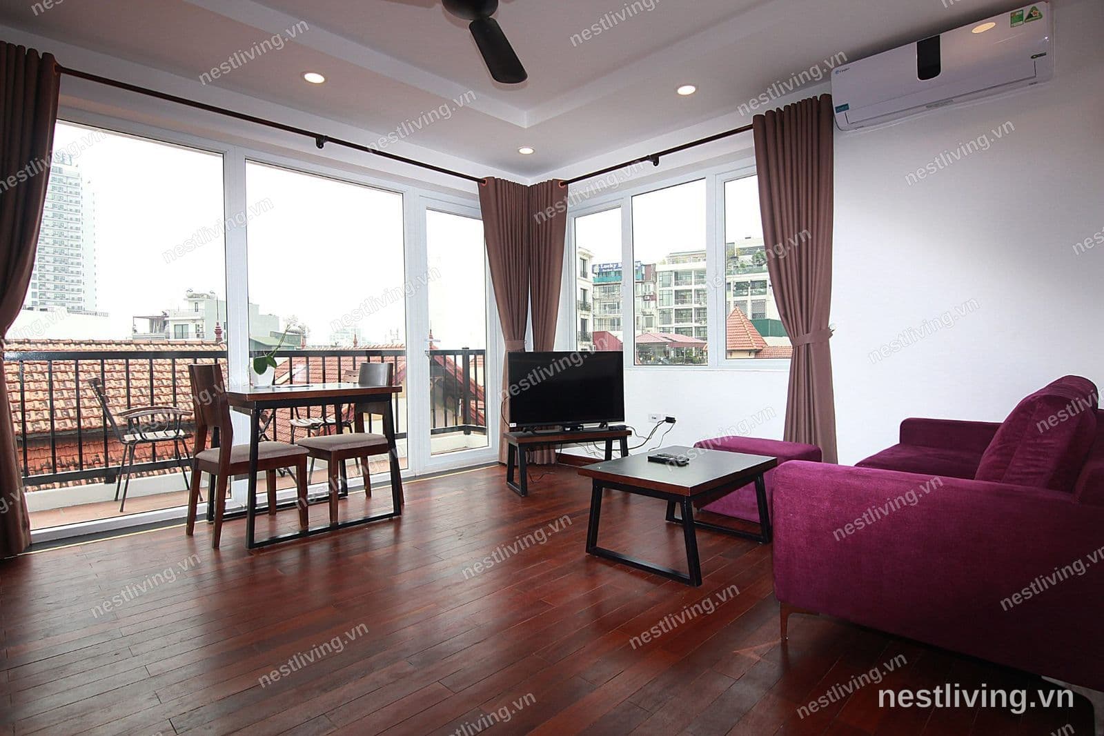 Balcony 1-Bed Apartment for Rent in West Lake, Hanoi