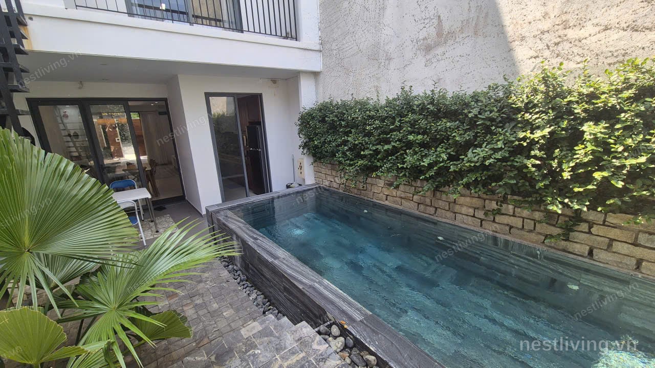 4-Bed Villa with Balcony for Rent in Quận Ngũ Hành Sơn, Da Nang