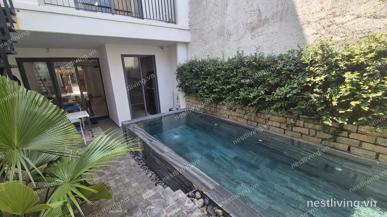 Balcony 4-Bed Villa for Rent in Quận Ngũ Hành Sơn, Da Nang