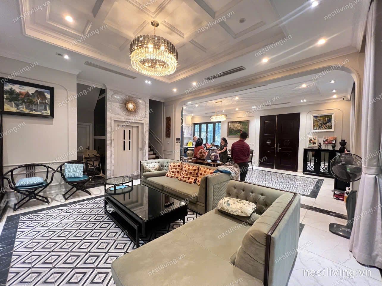 Balcony 4-Bed Villa for Rent in Long Bien, Hanoi