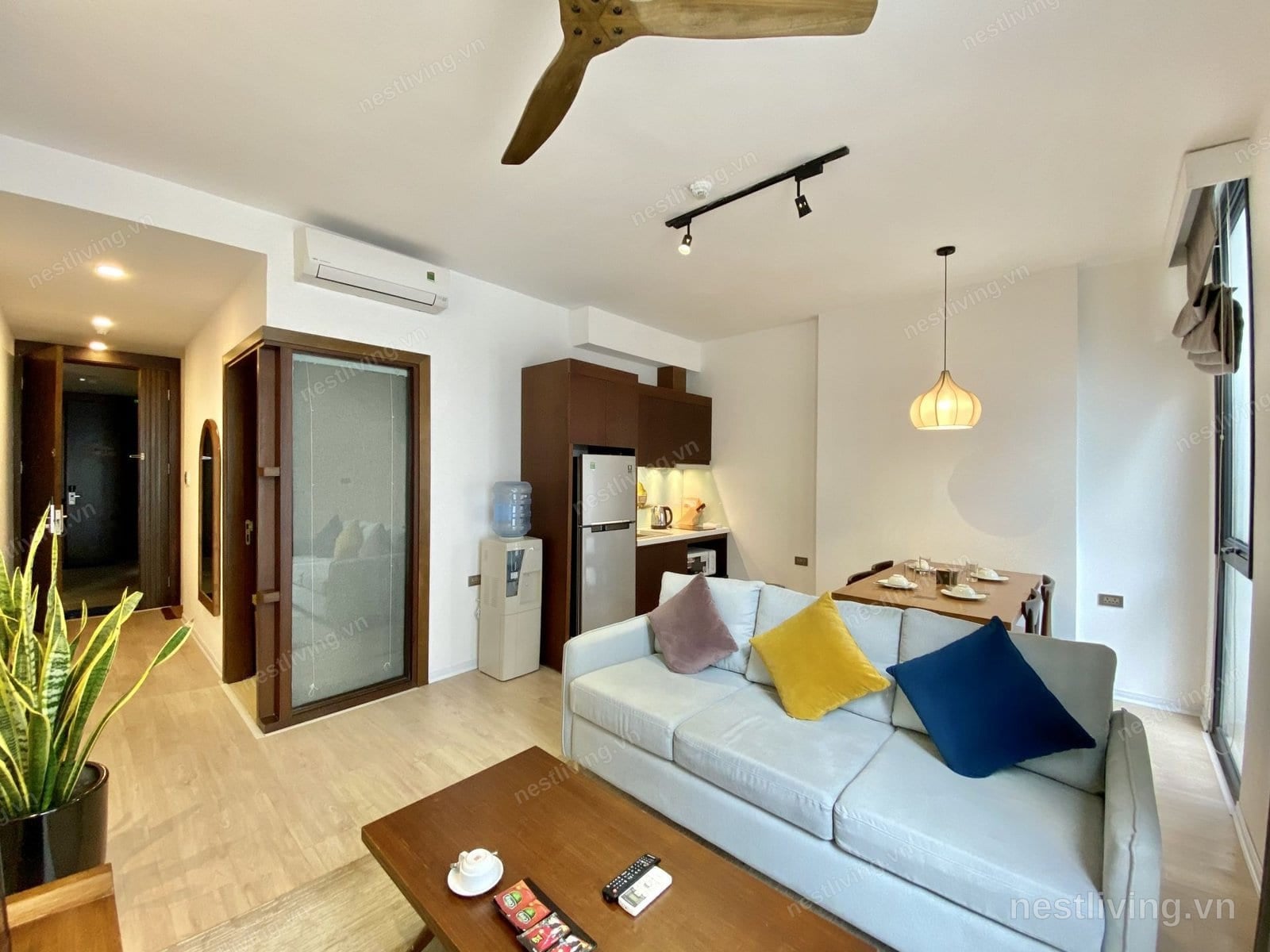 Balcony 1-Bed Apartment for Rent in Ba Dinh, Hanoi