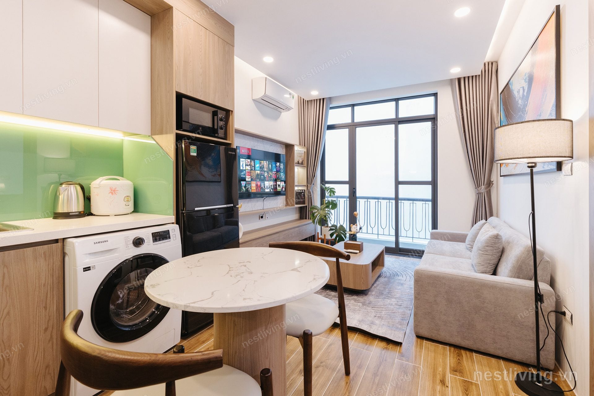 Balcony 1-Bed Apartment for Rent in West Lake, Hanoi