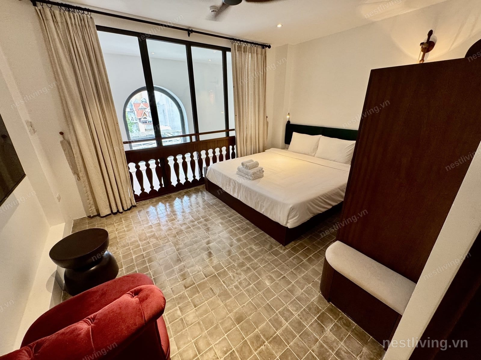 Studio with Balcony for Rent in Ba Dinh, Hanoi