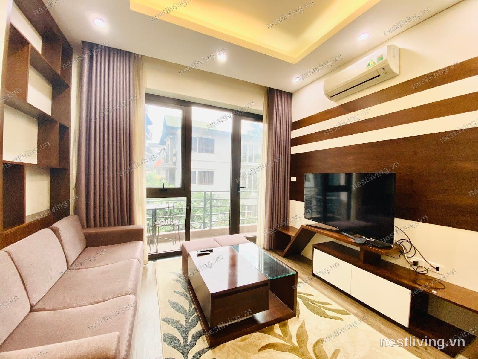 Balcony 1-Bed Apartment for Rent in West Lake, Hanoi