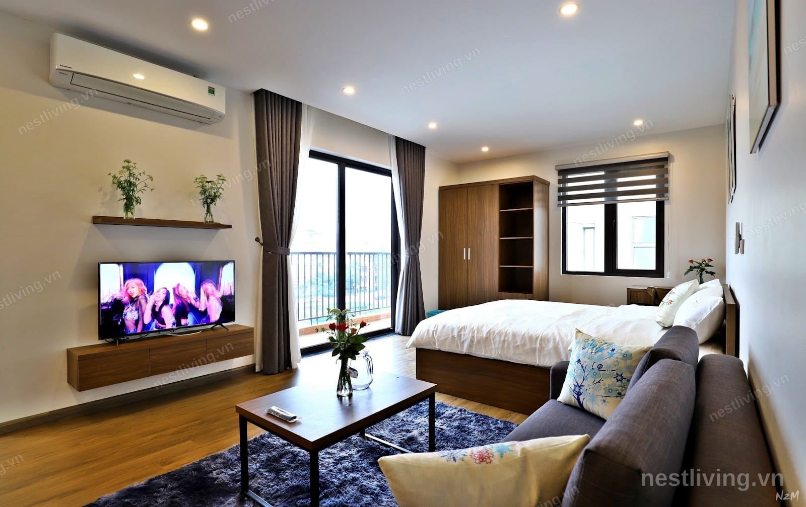 Studio with Balcony for Rent in West Lake, Hanoi
