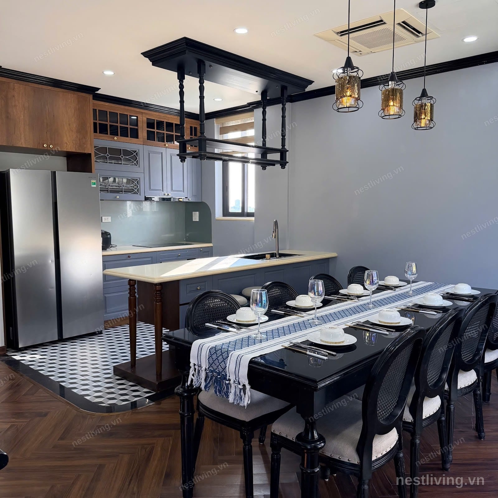 Lake View 3-Bed Apartment for Rent in West Lake, Hanoi
