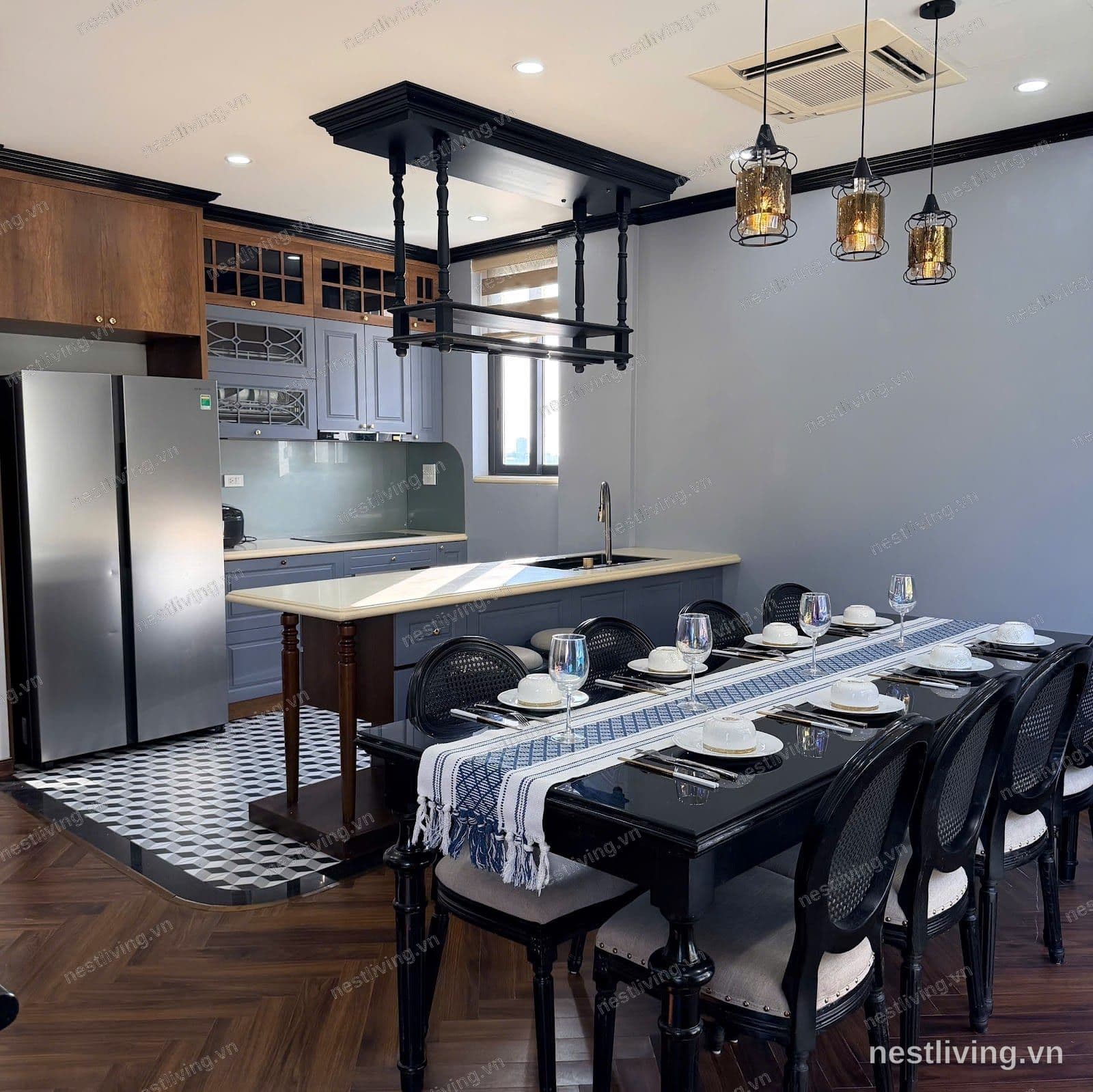 Lake View 3-Bed Apartment for Rent in West Lake, Hanoi
