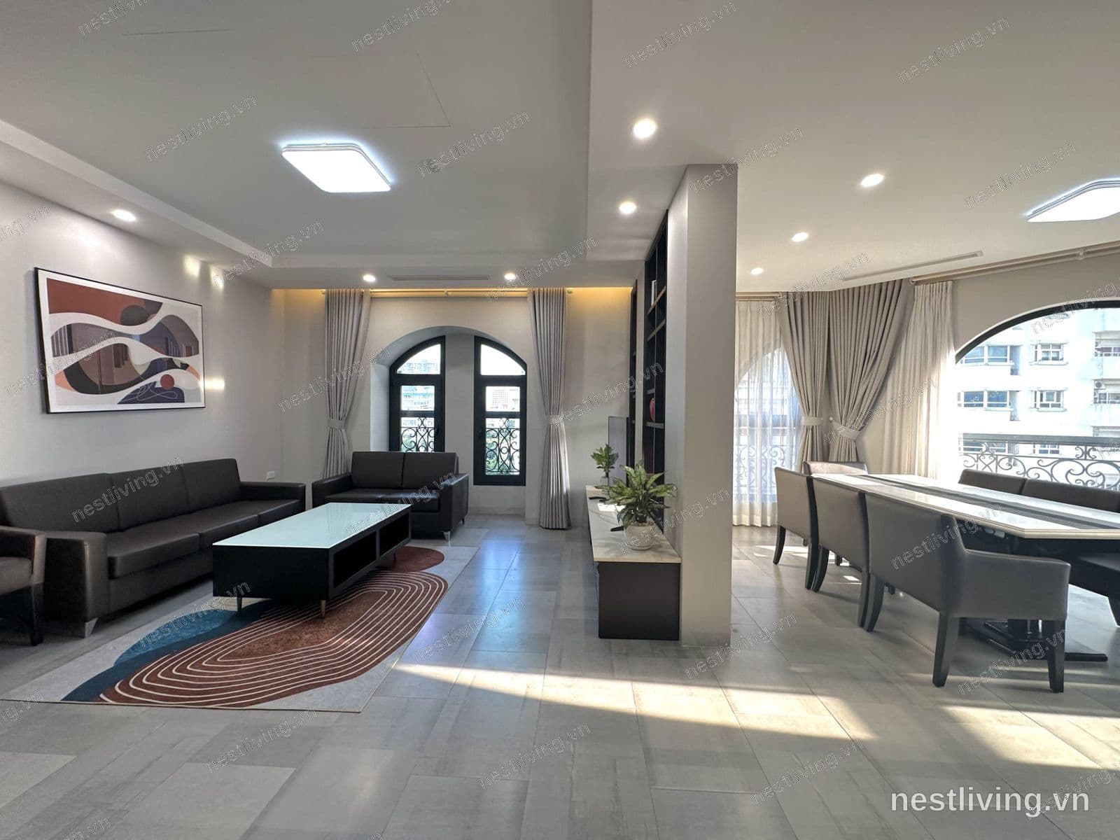 Balcony 3-Bed Apartment for Rent in West Lake, Hanoi