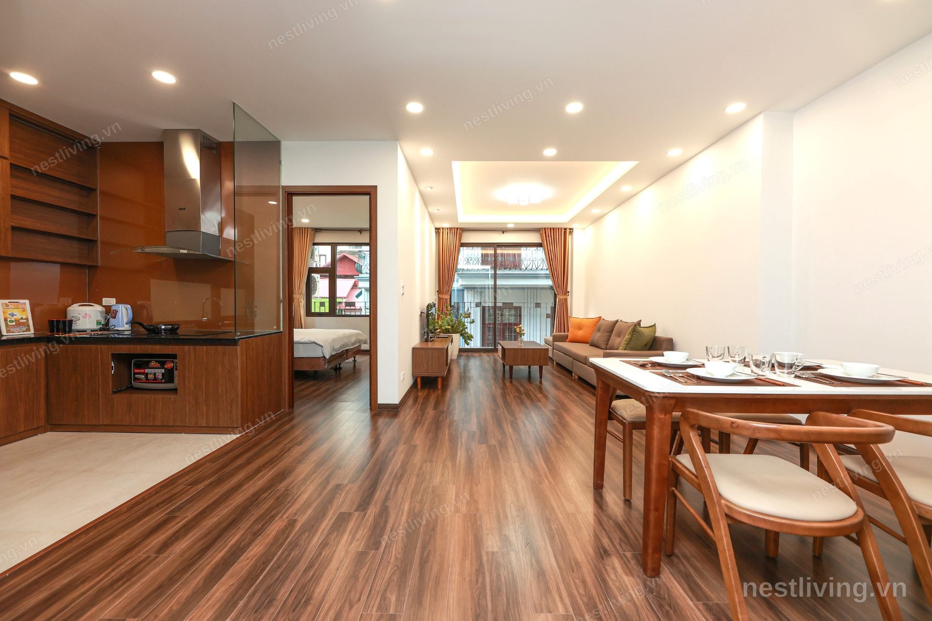Balcony 2-Bed Apartment for Rent in West Lake, Hanoi