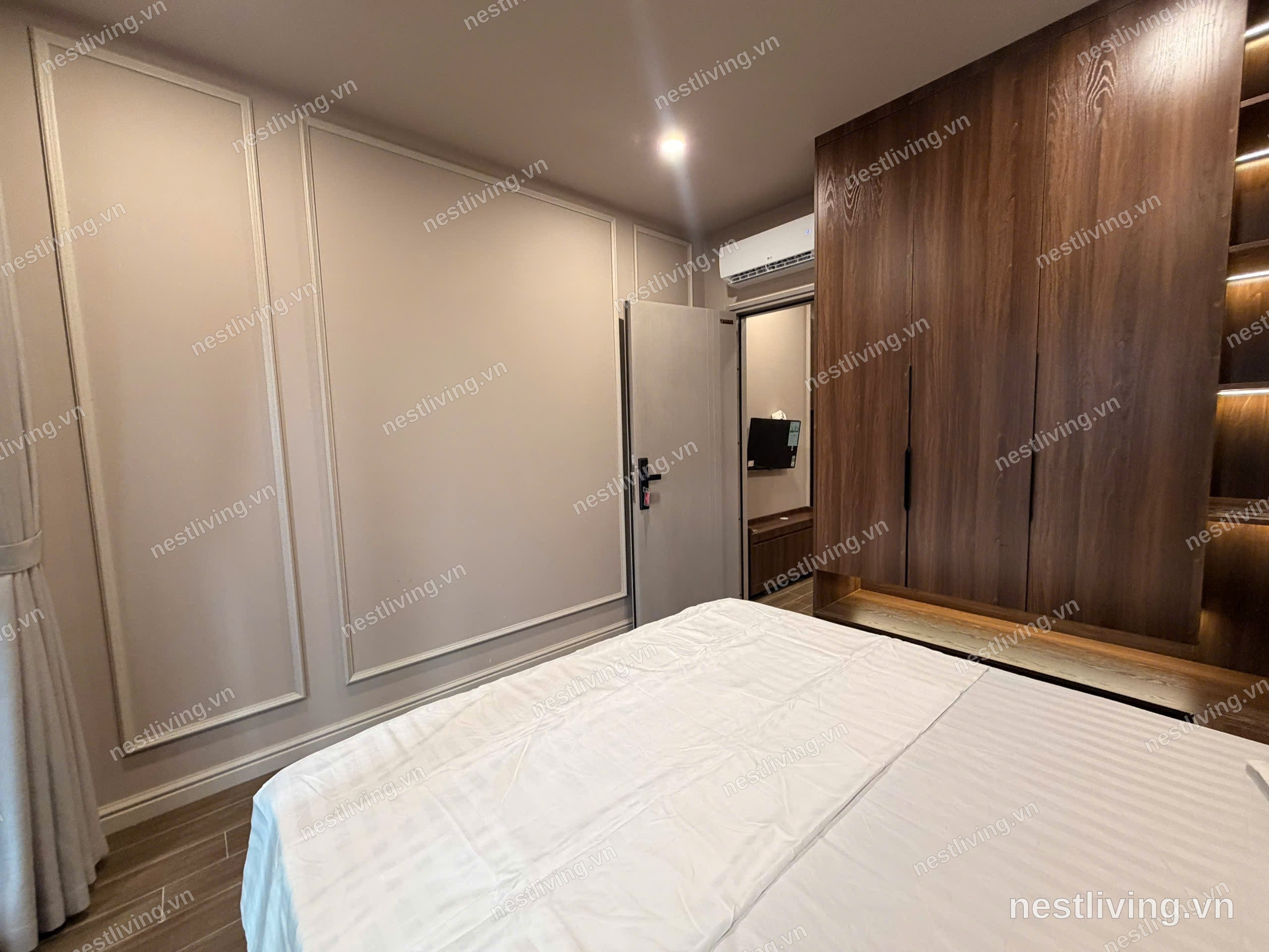 Pool 1-Bed Apartment for Rent in West Lake, Hanoi