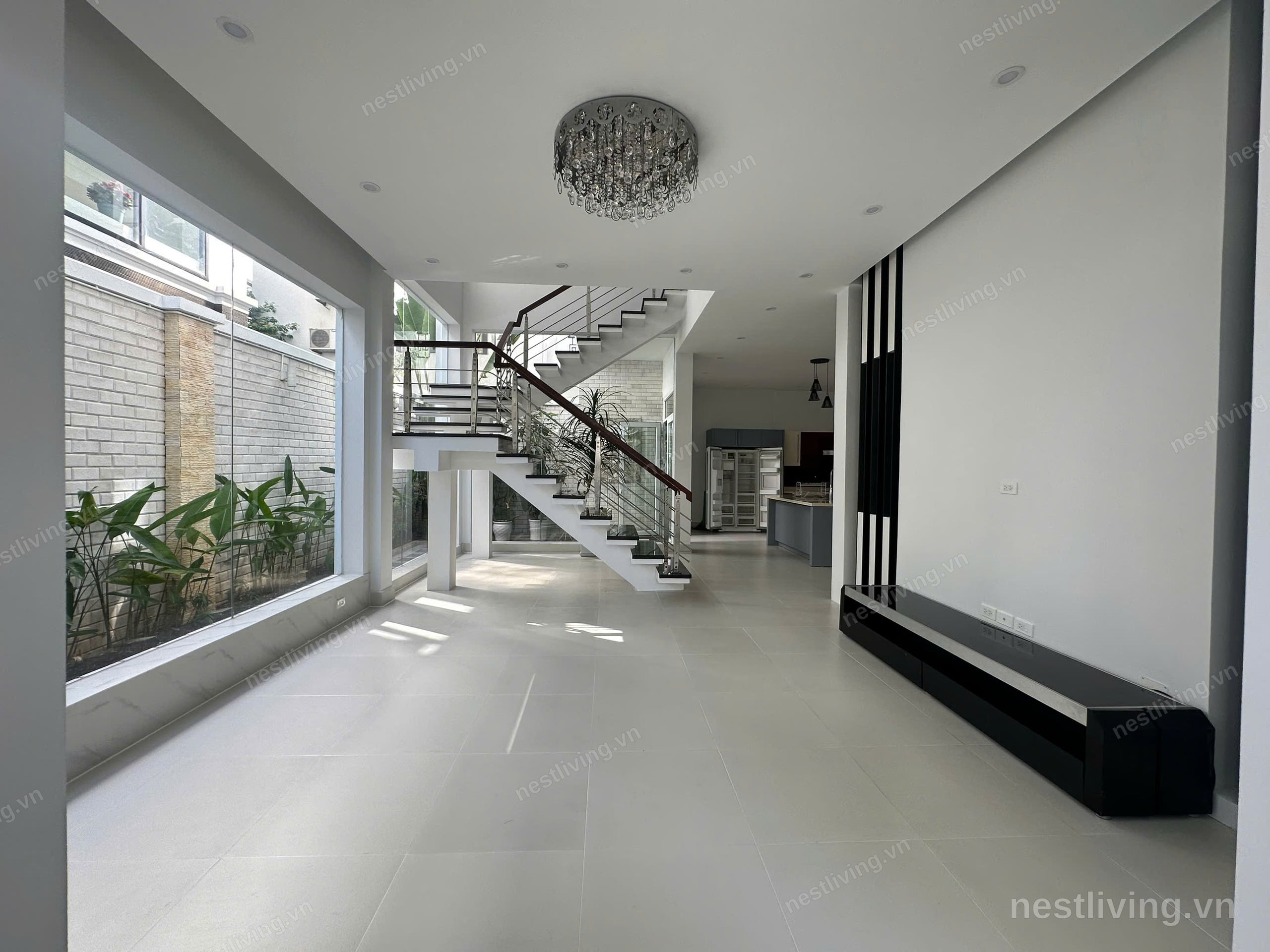 3-Bed Villa with Balcony for Rent in West Lake, Hanoi