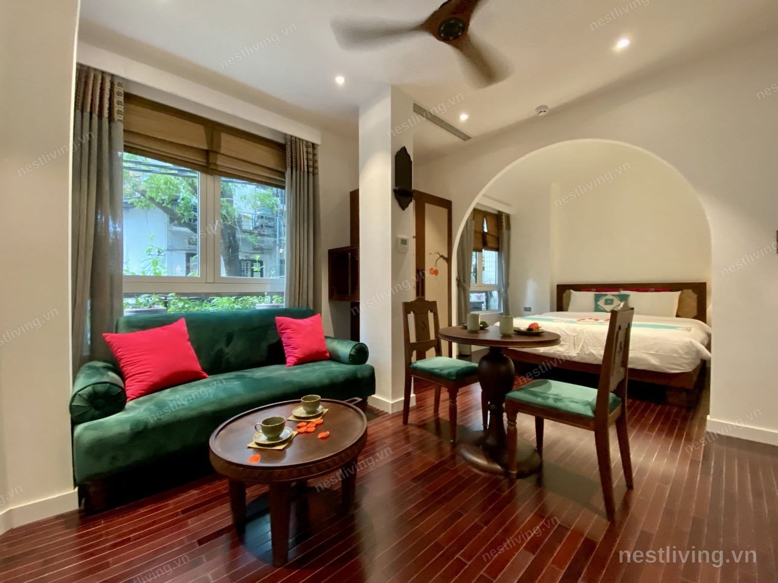 Balcony 1-Bed Apartment for Rent in Ba Dinh, Hanoi