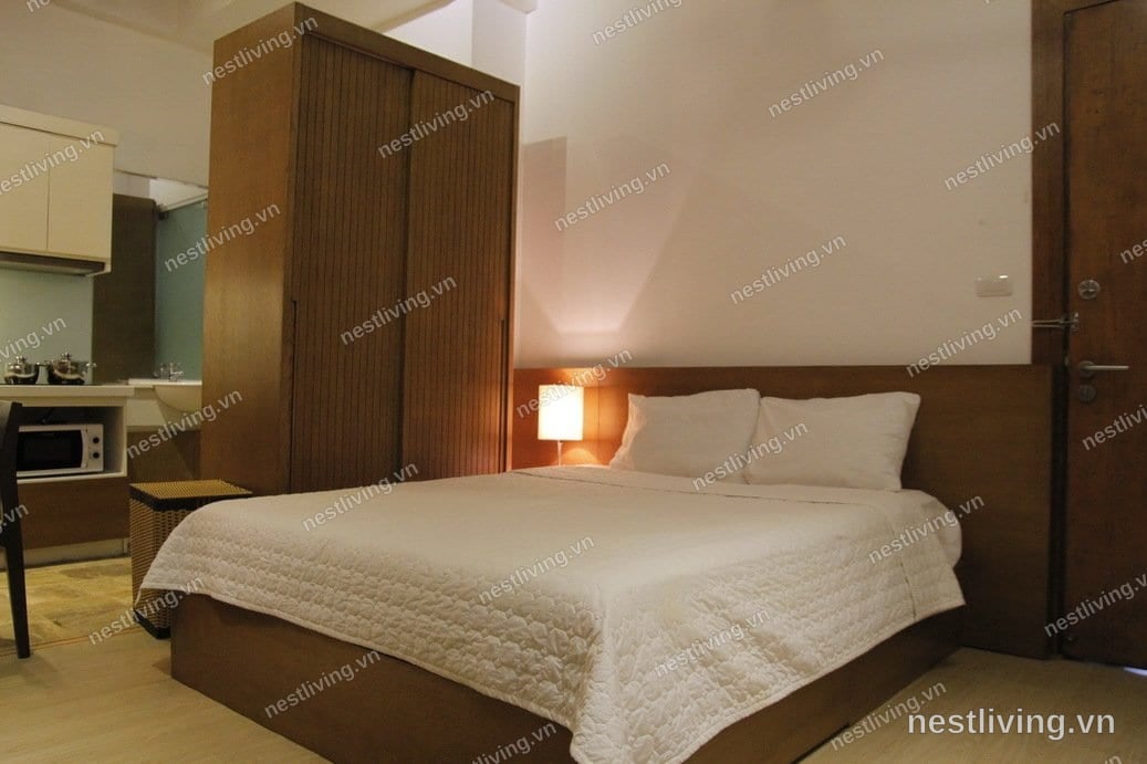 Balcony 1-Bed Apartment for Rent in Ba Dinh, Hanoi
