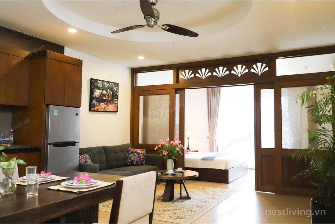 Balcony 1-Bed Apartment for Rent in Old Quarter, Hanoi