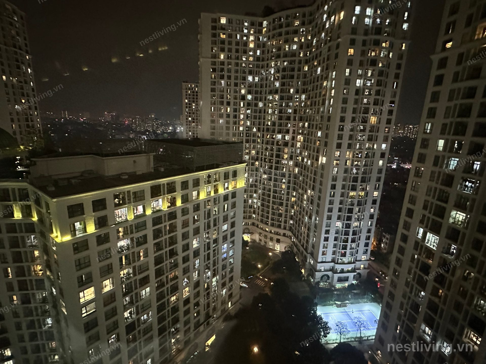 2-Bed Apartment with Balcony for Rent in Thanh Xuân, Hanoi