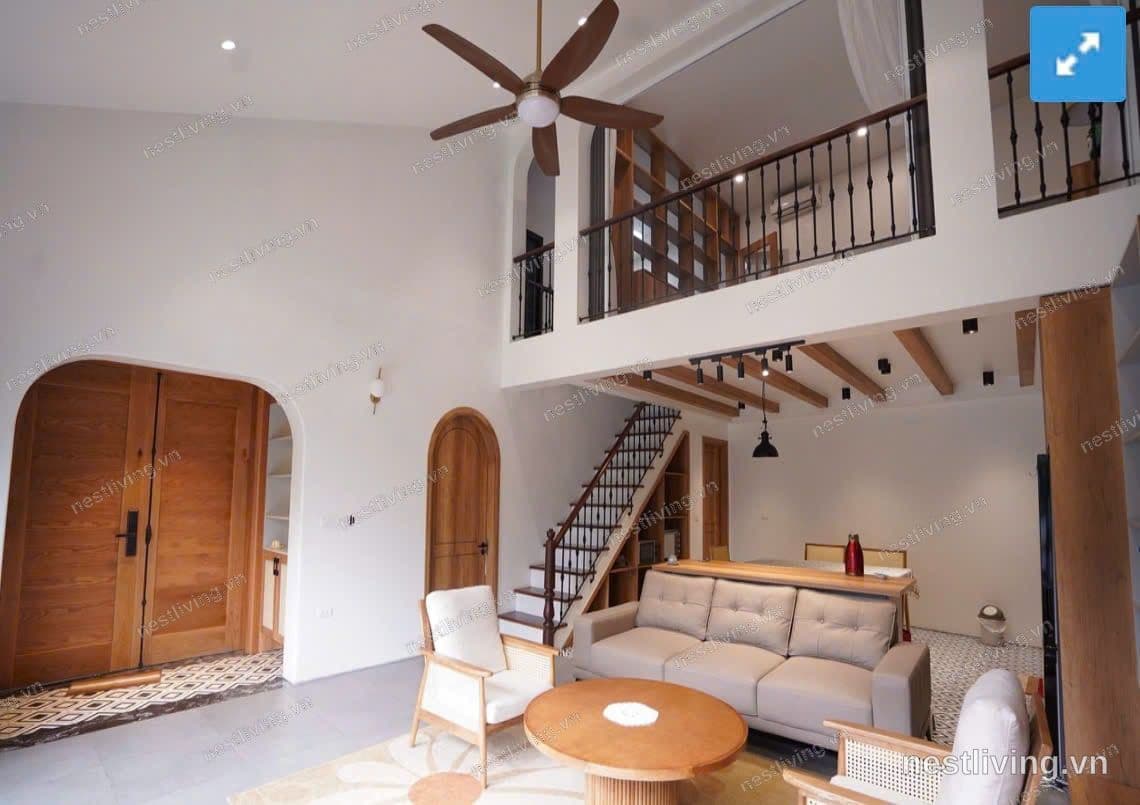 Balcony 3-Bed House for Rent in Long Bien, Hanoi