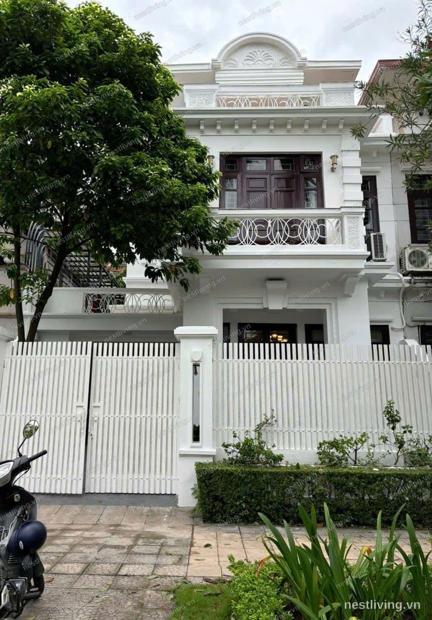 Balcony 5-Bed House for Rent in West Lake, Hanoi