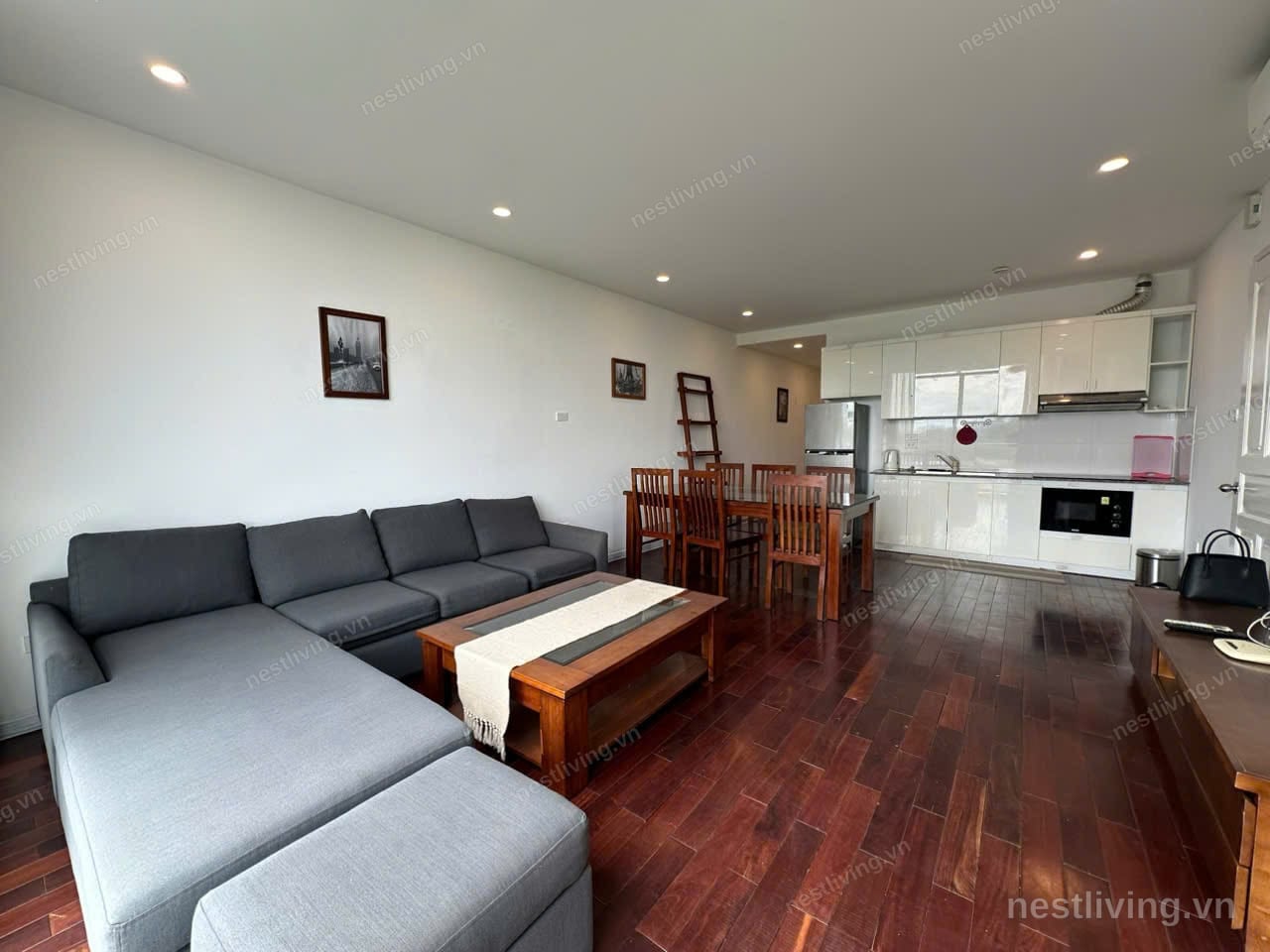 Balcony 2-Bed Apartment for Rent in West Lake, Hanoi
