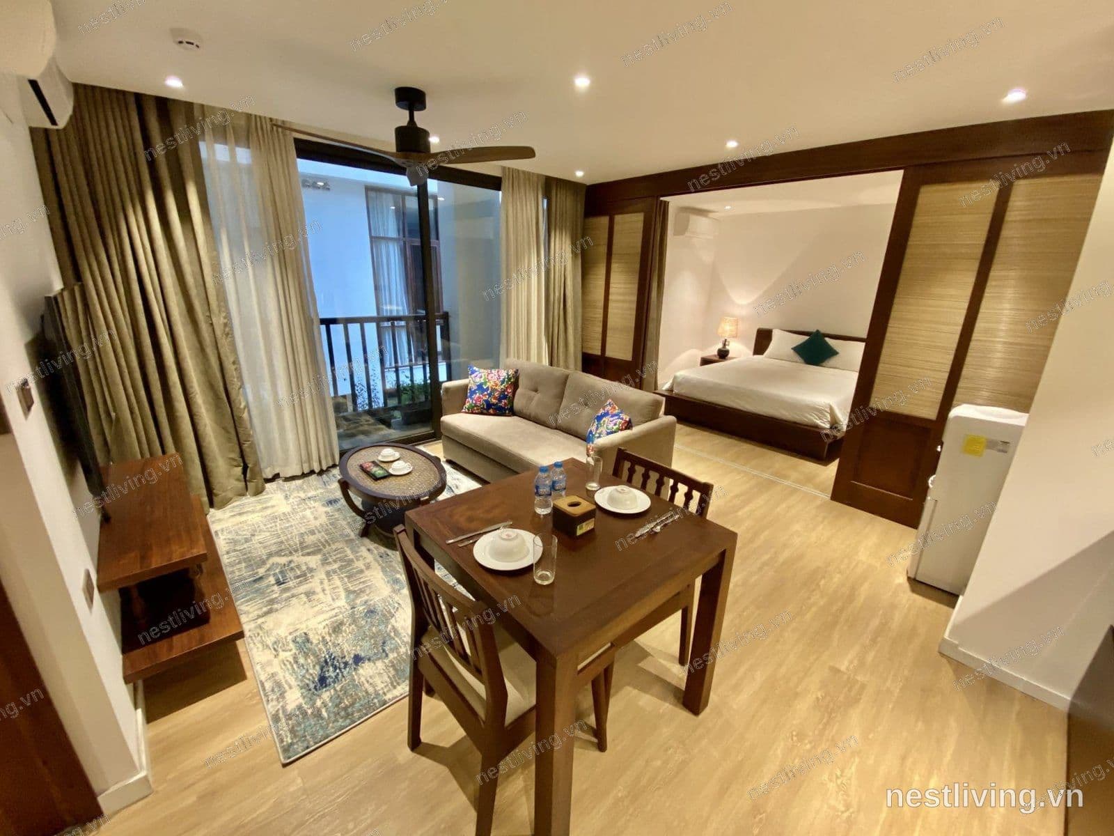 Balcony 1-Bed Apartment for Rent in Old Quarter, Hanoi