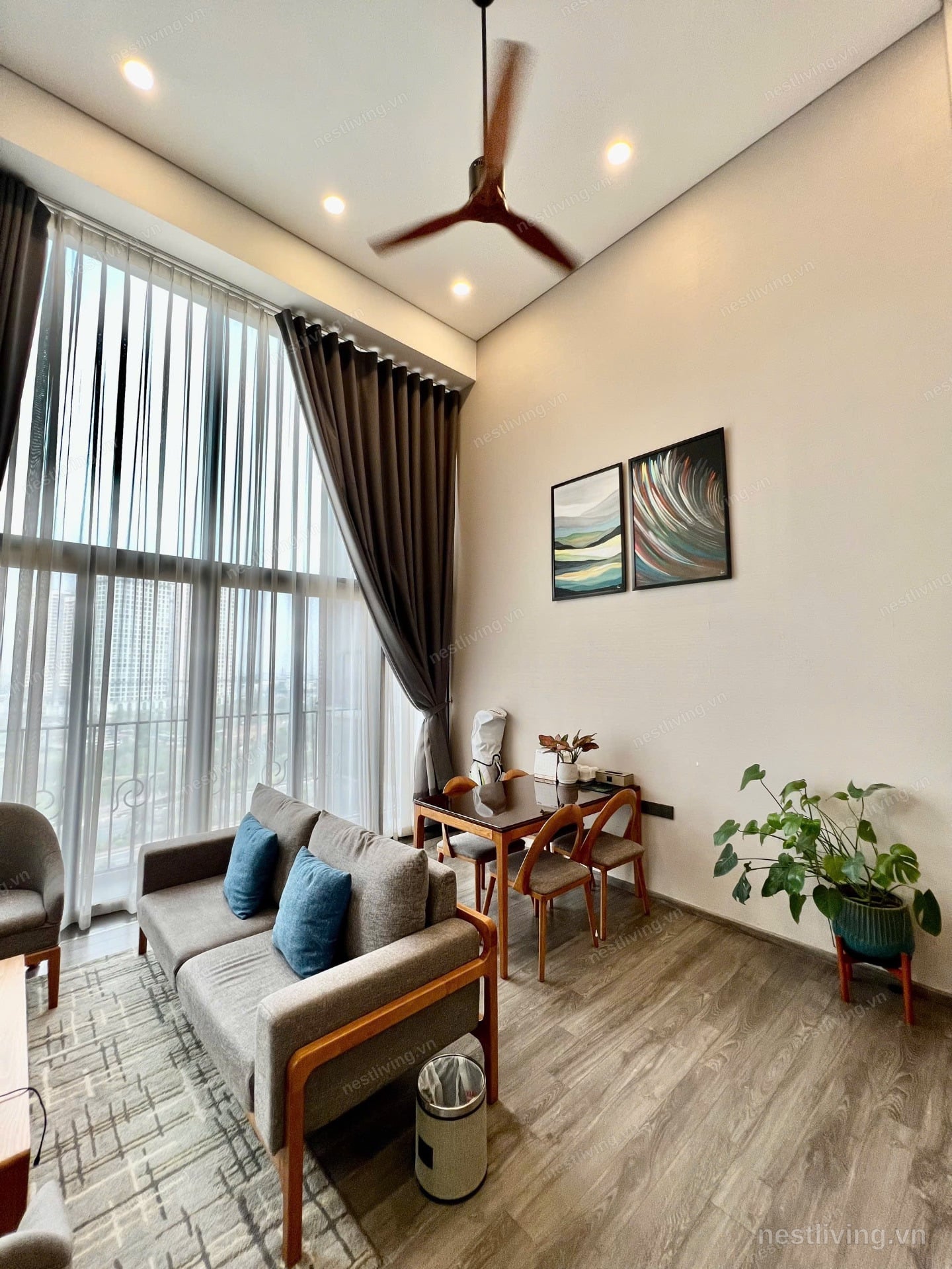 Pool 2-Bed Apartment for Rent in West Lake, Hanoi