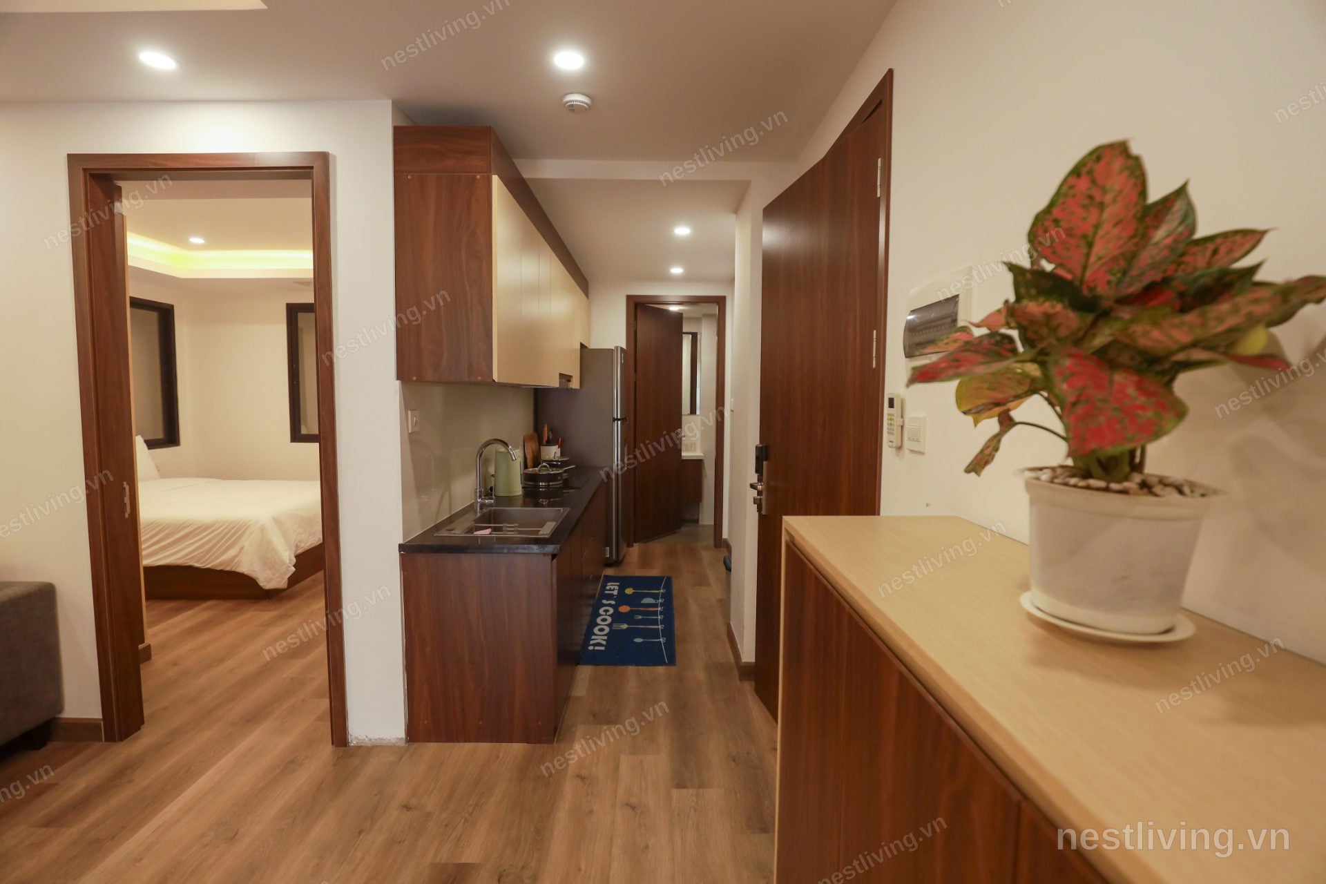 Lake View 2-Bed Apartment for Rent in West Lake, Hanoi