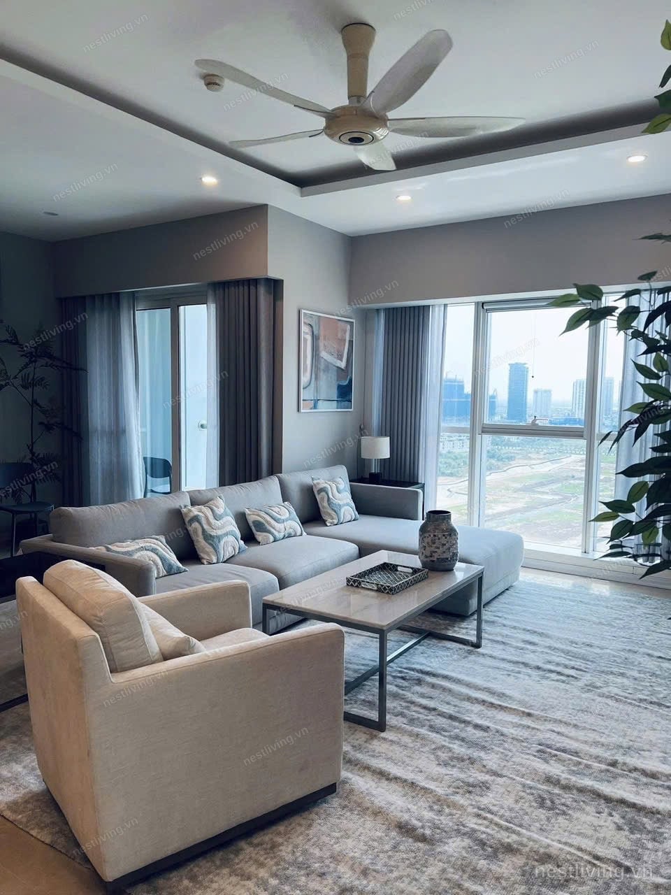 4-Bed Apartment with Balcony for Rent in West Lake, Hanoi