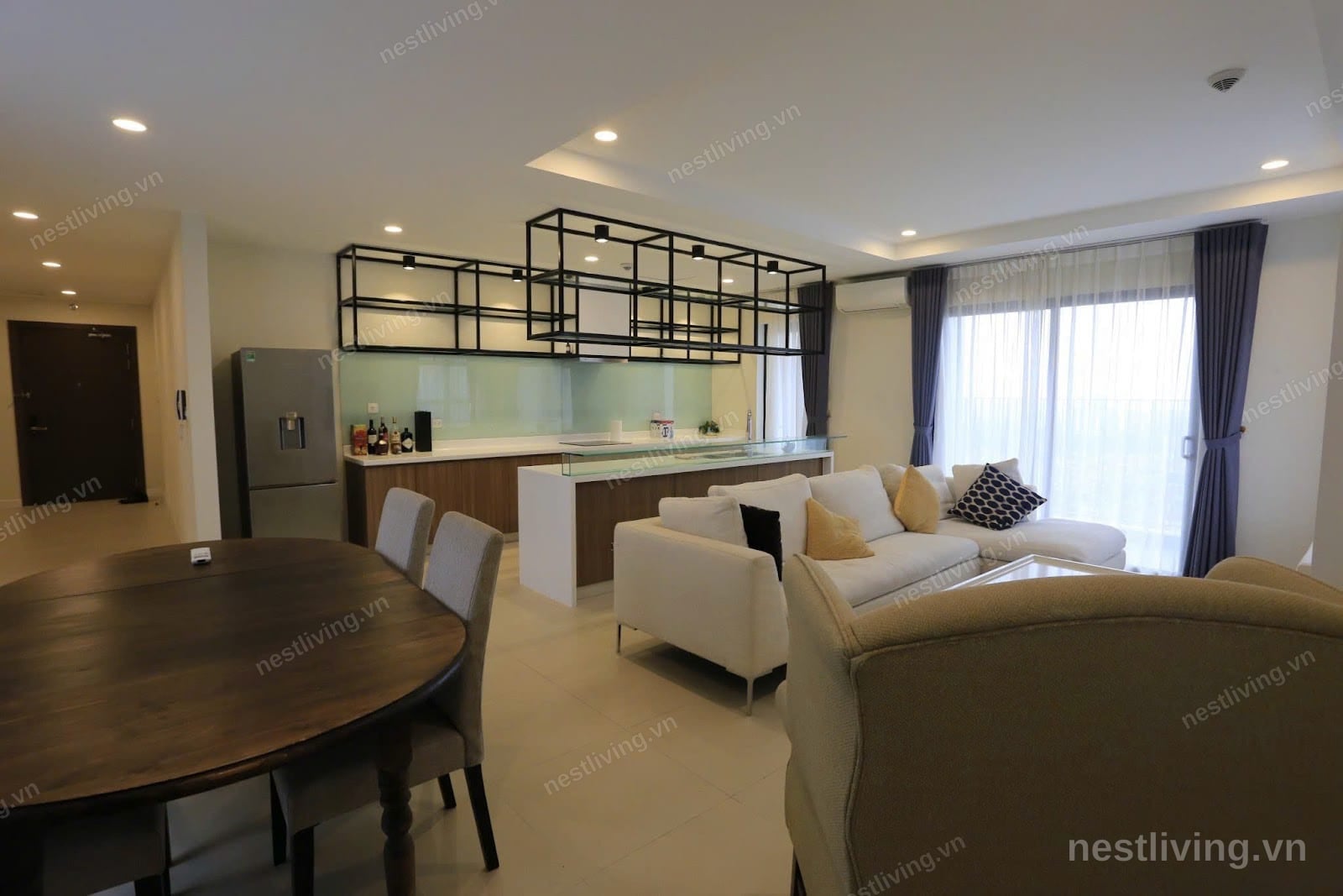 City View 3-Bed Apartment for Rent in West Lake, Hanoi