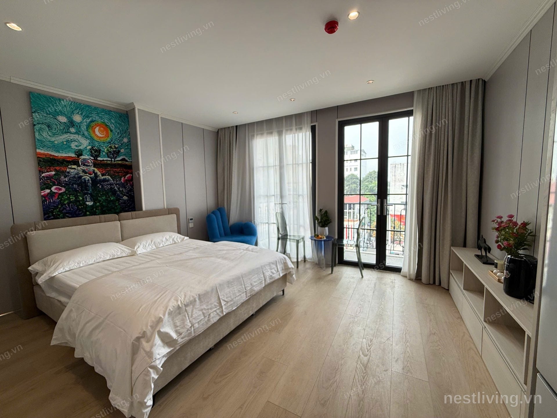 Studio with Balcony for Rent in West Lake, Hanoi