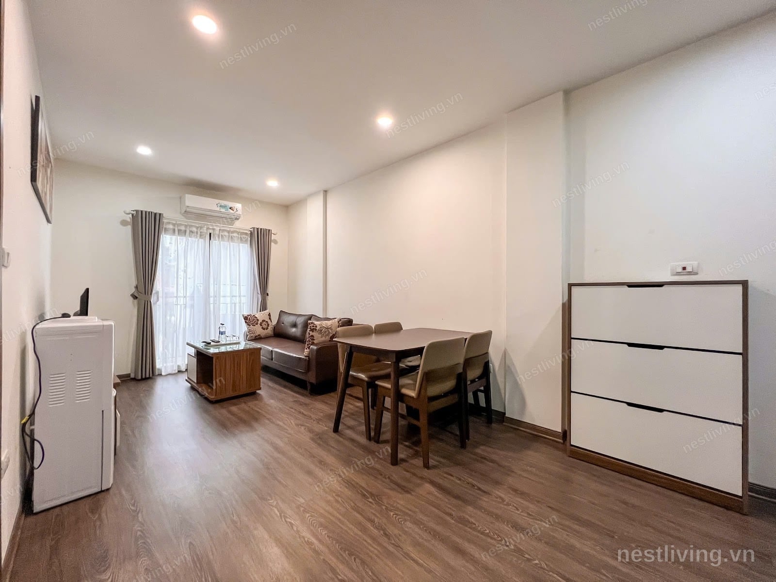 1-Bed Apartment with Balcony for Rent in Ba Dinh, Hanoi
