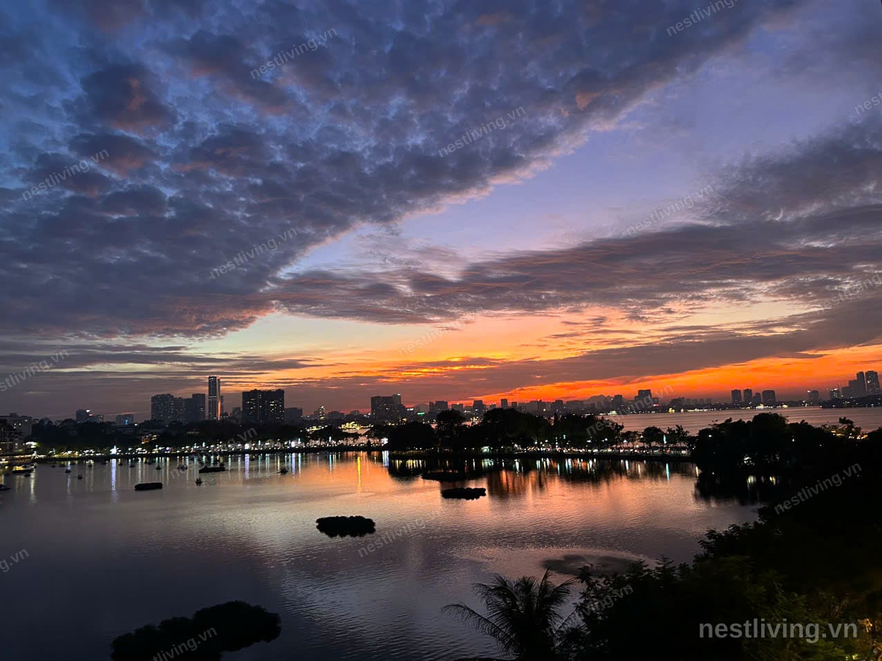 2-Bed Apartment with Lake View for Rent in West Lake, Hanoi