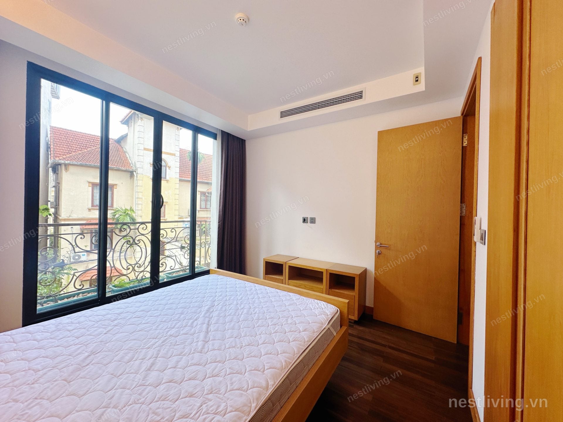 City View 3-Bed Apartment for Rent in West Lake, Hanoi