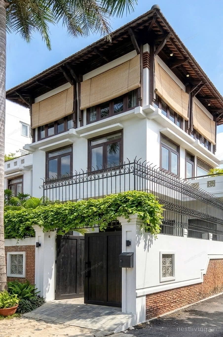 Balcony 5-Bed Villa for Rent in Quận 2, Ho Chi Minh City