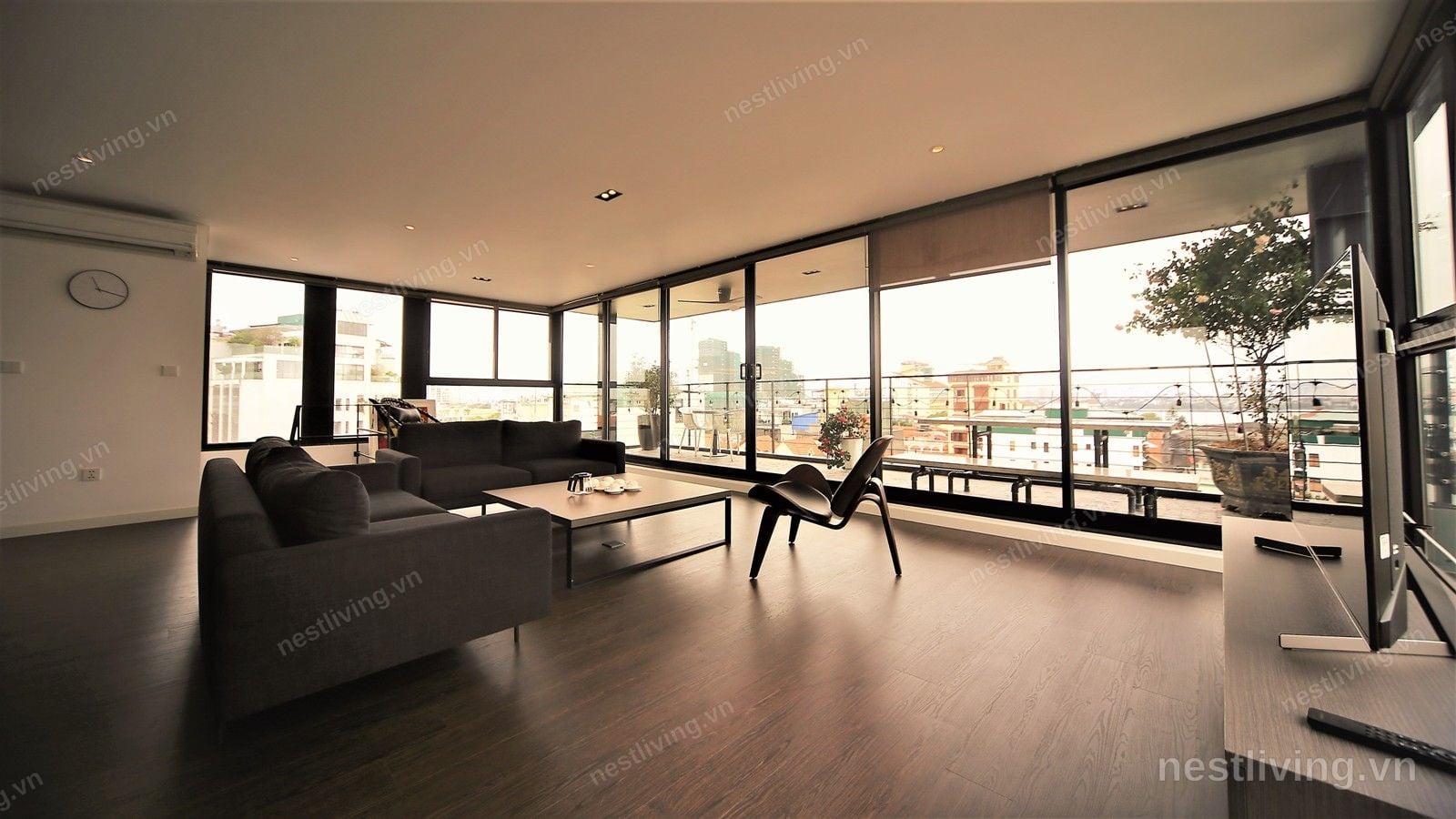 3-Bed Apartment with Balcony for Rent in West Lake, Hanoi