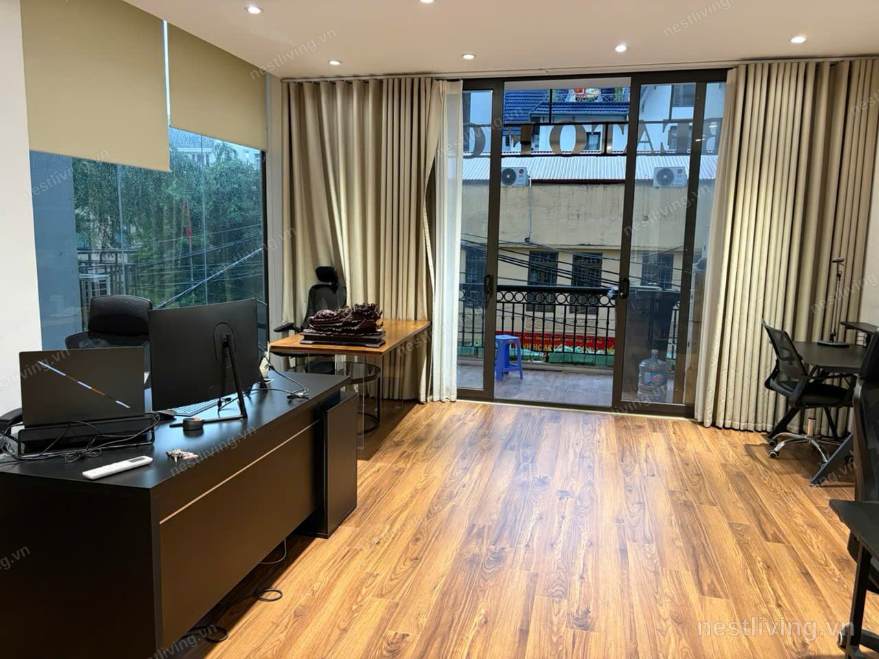 Commercial Unit for Rent in West Lake, Hanoi
